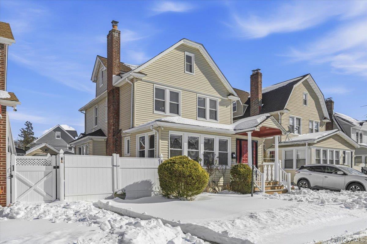 Single Family 200th  Queens, NY 11412, MLS-967537-36