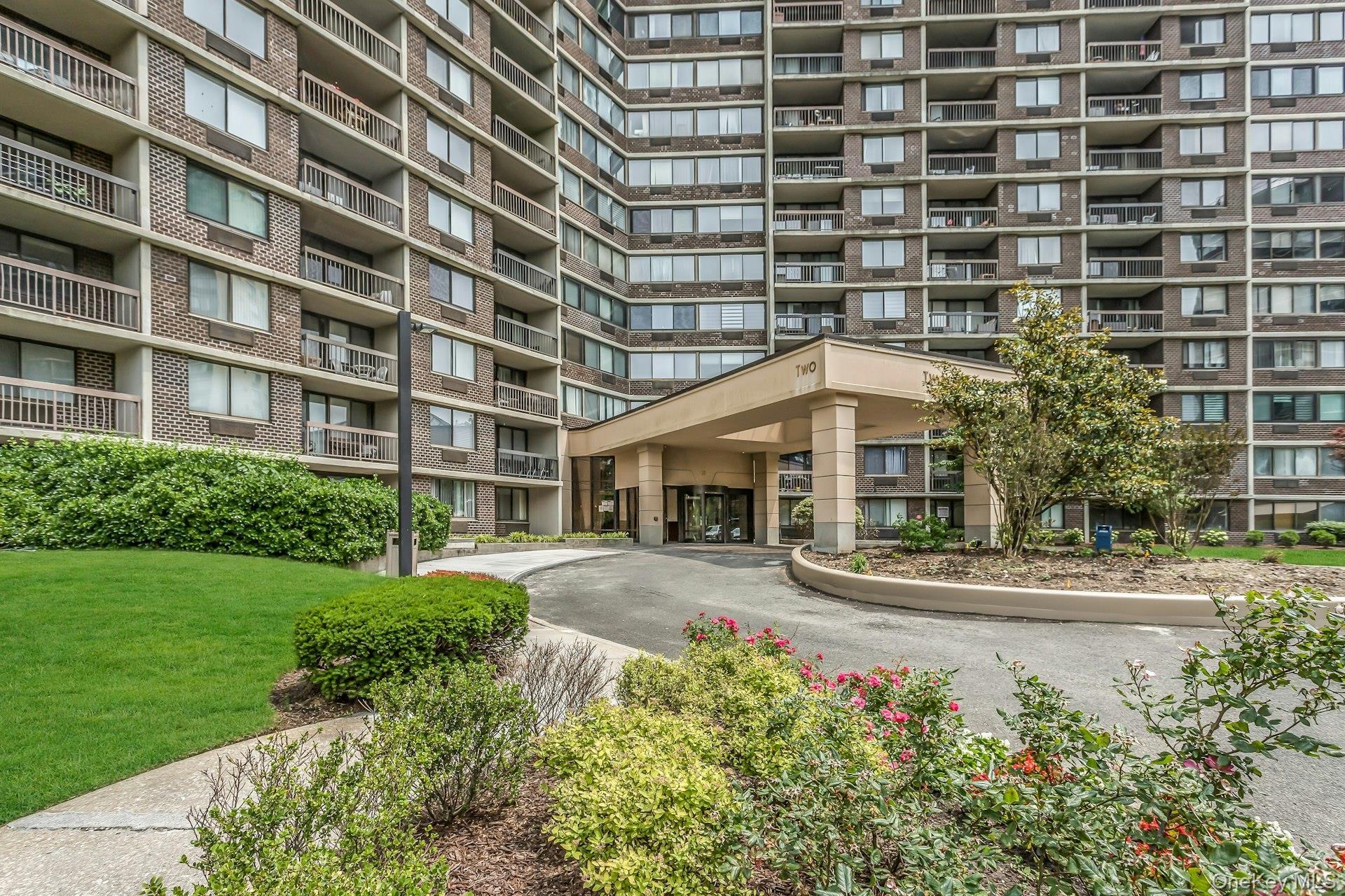 Condo Bay Club  Queens, NY 11360, MLS-967551-3