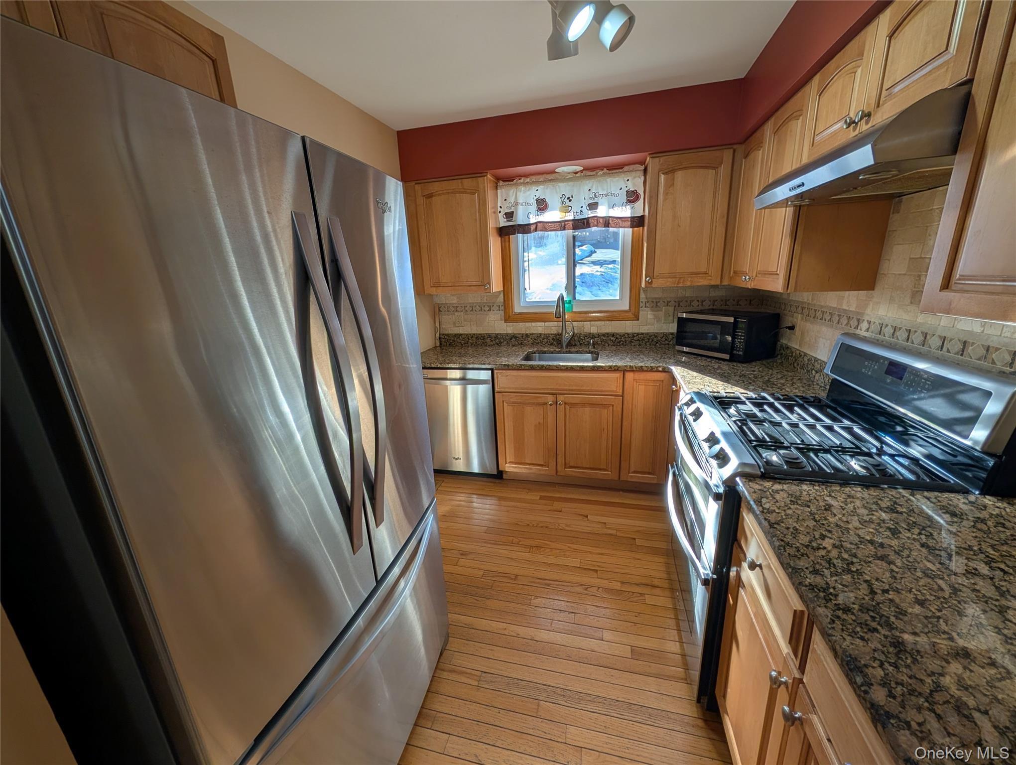 Single Family Hilltop  Dutchess County, NY 12524, MLS-967552-3