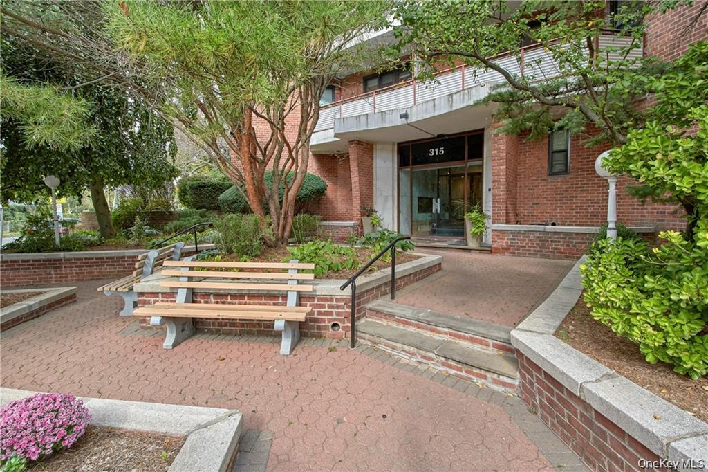 Coop King Street  Westchester County, NY 10573, MLS-967559-2