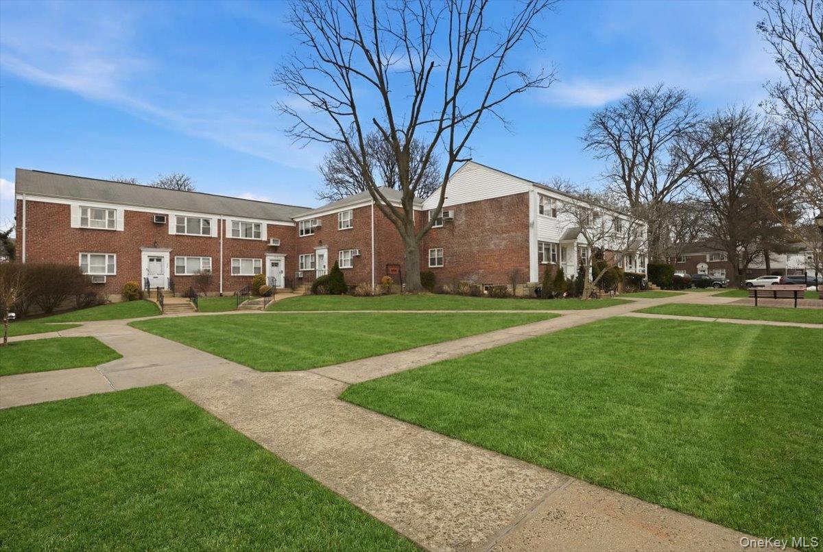 Coop 212th Queens, NY 11360, MLS-967561-21