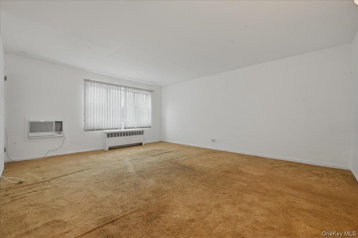 Coop 212th Queens, NY 11360, MLS-967561-3