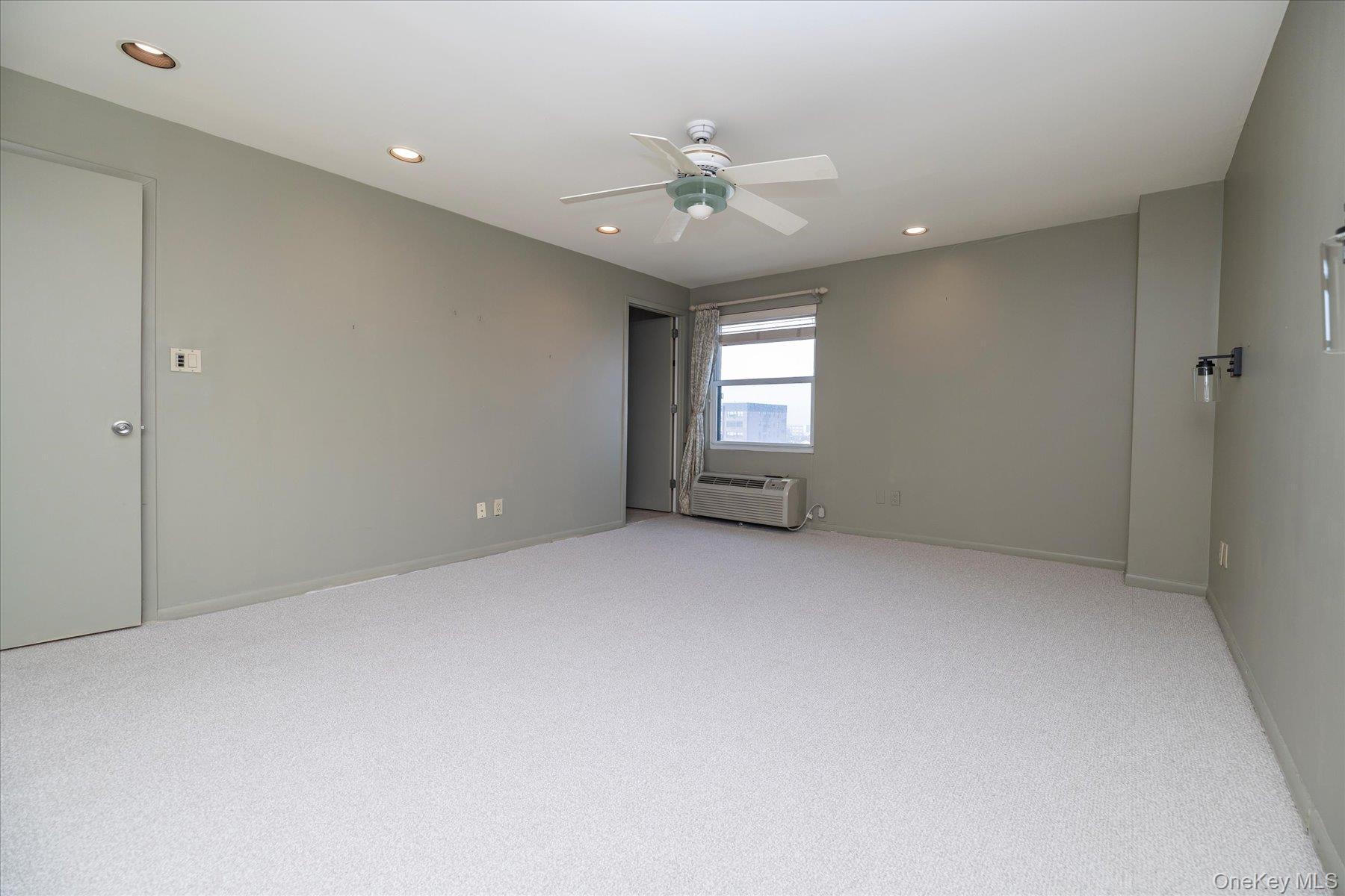 Coop Shore  Nassau County, NY 11561, MLS-967567-20