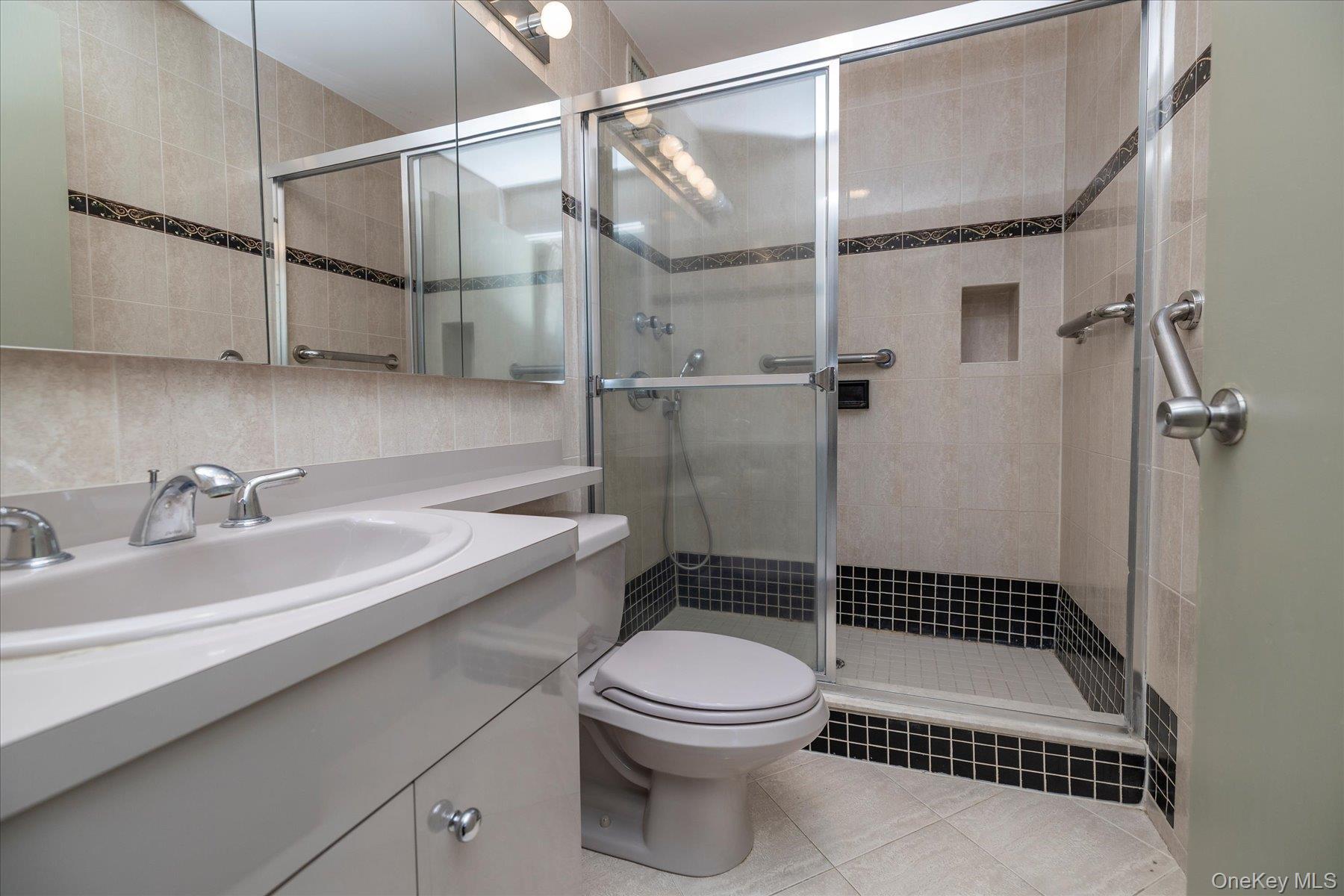 Coop Shore  Nassau County, NY 11561, MLS-967567-21