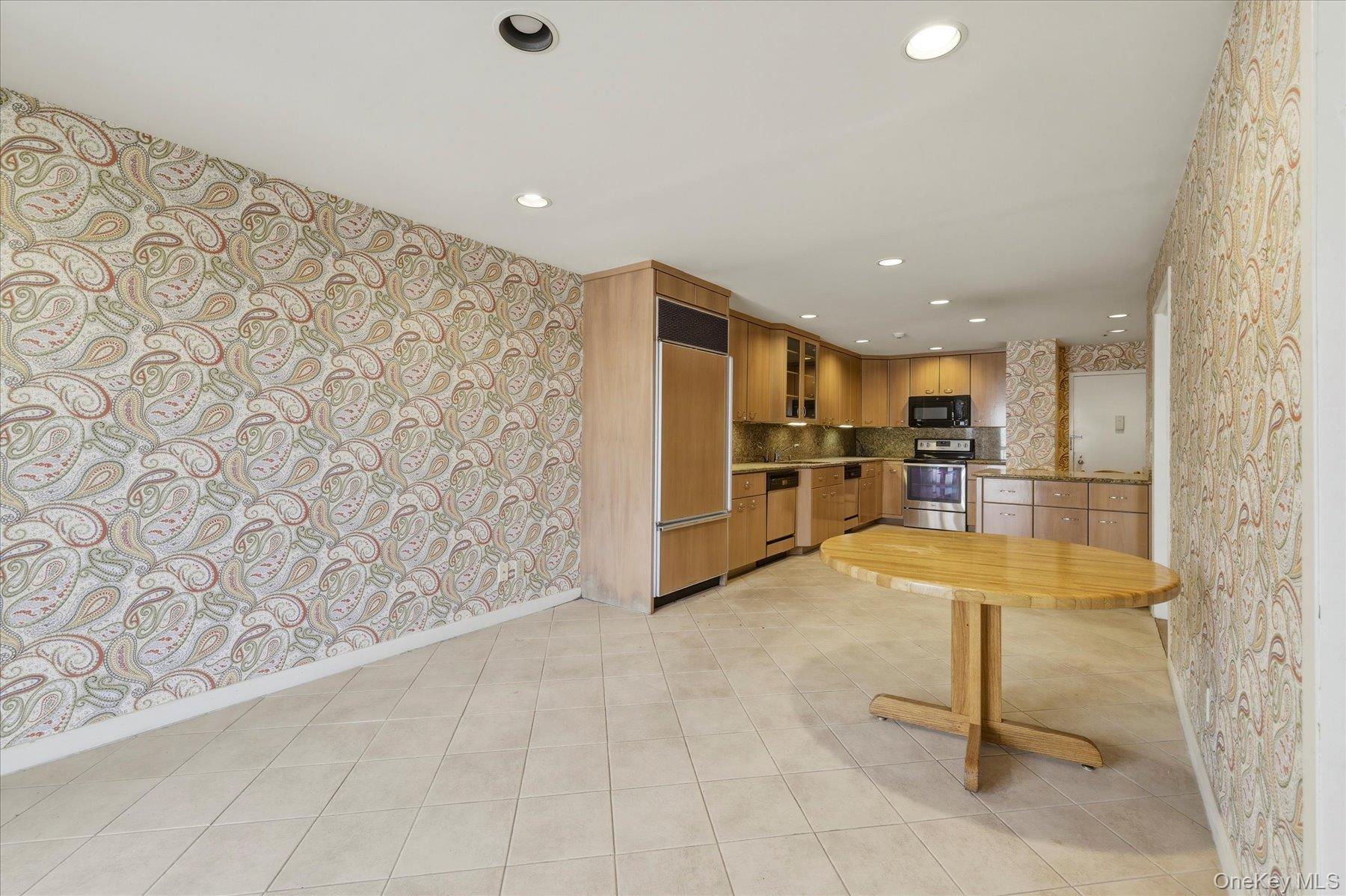 Coop Shore  Nassau County, NY 11561, MLS-967567-6