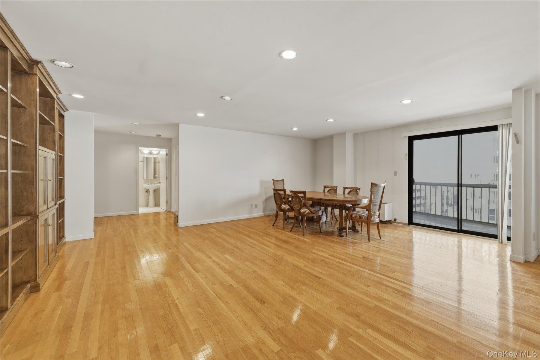 Coop Shore  Nassau County, NY 11561, MLS-967567-9