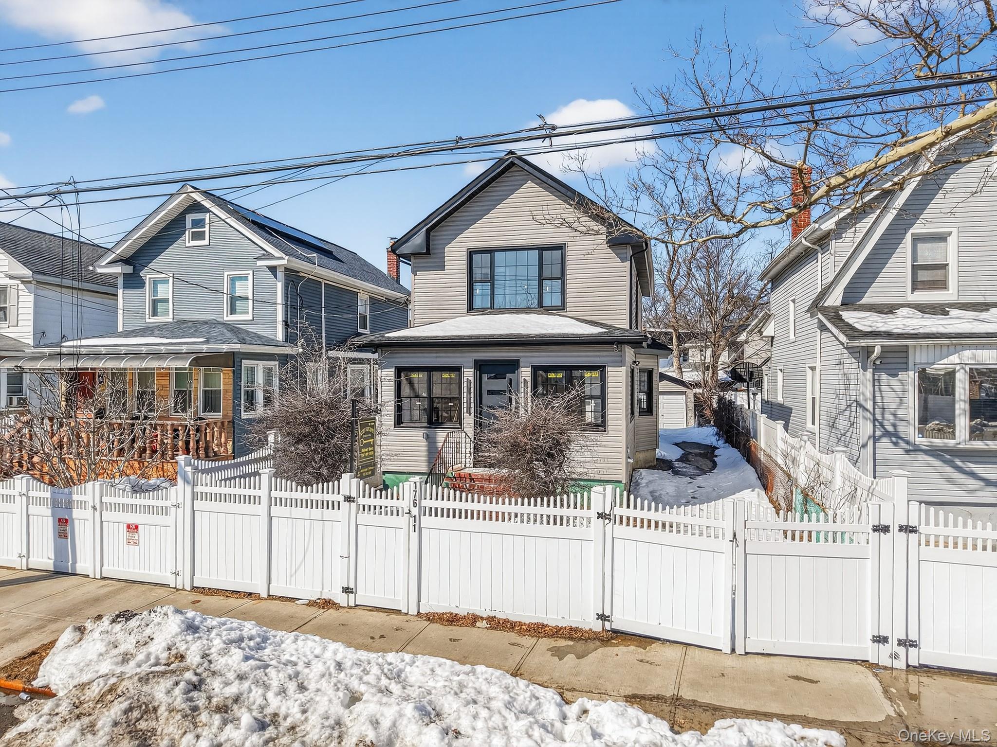 Single Family 137th  Queens, NY 11434, MLS-967587-21