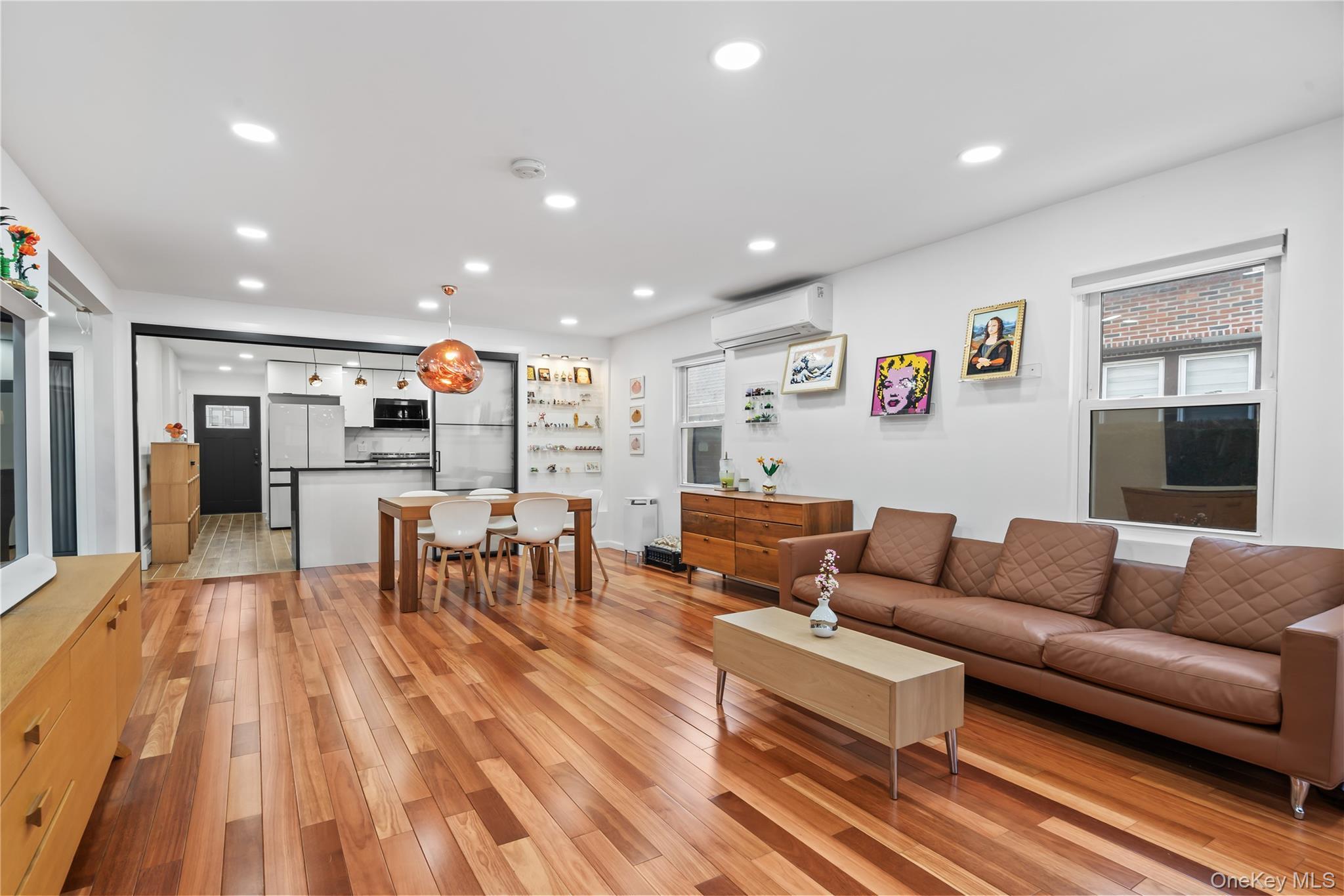 Single Family Juno Queens, NY 11375, MLS-967614-12