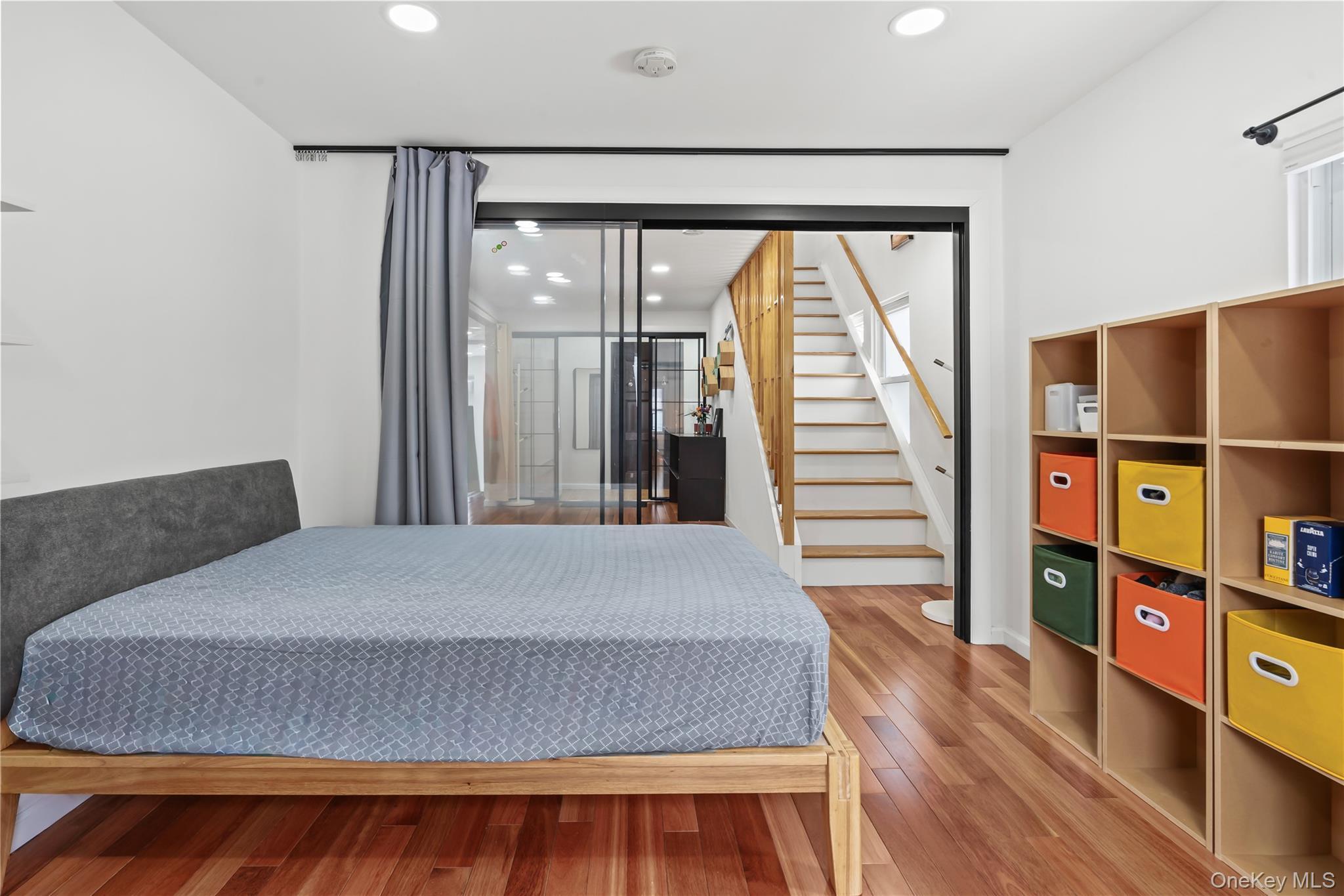 Single Family Juno Queens, NY 11375, MLS-967614-13