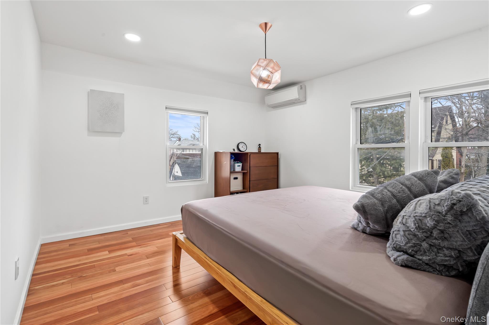 Single Family Juno Queens, NY 11375, MLS-967614-18