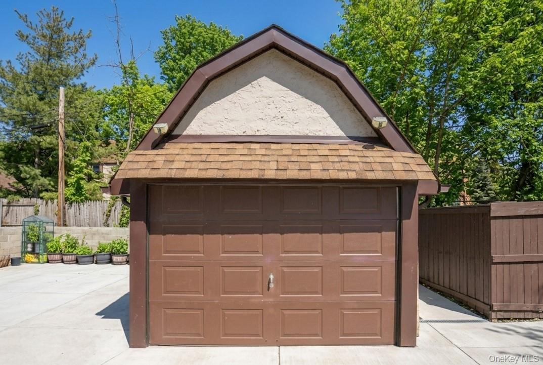 Single Family Juno Queens, NY 11375, MLS-967614-28