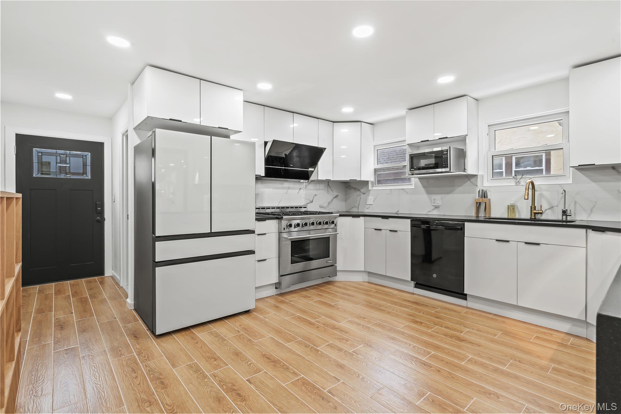 Single Family Juno Queens, NY 11375, MLS-967614-8