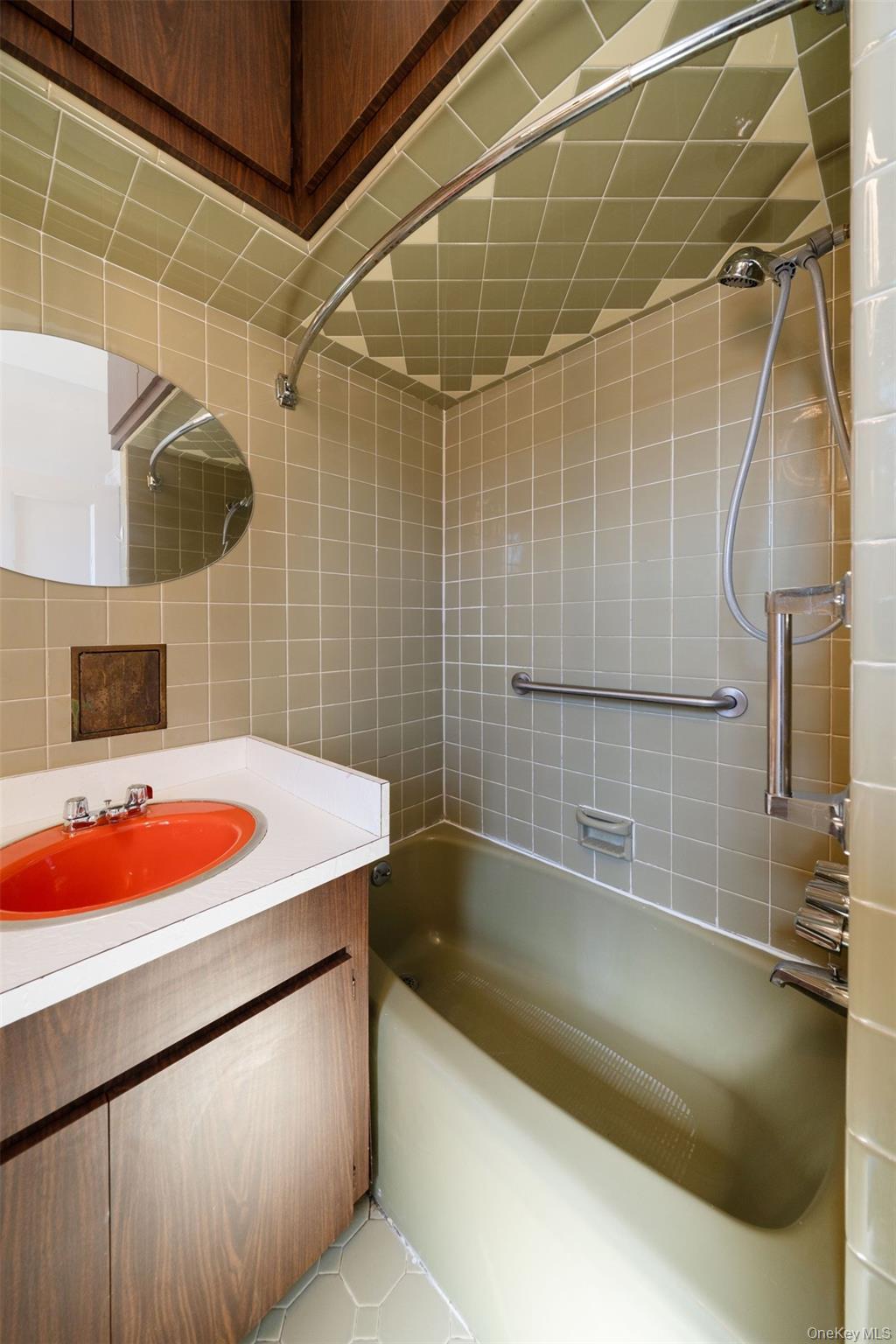 Single Family 88th  Brooklyn, NY 11209, MLS-967617-20