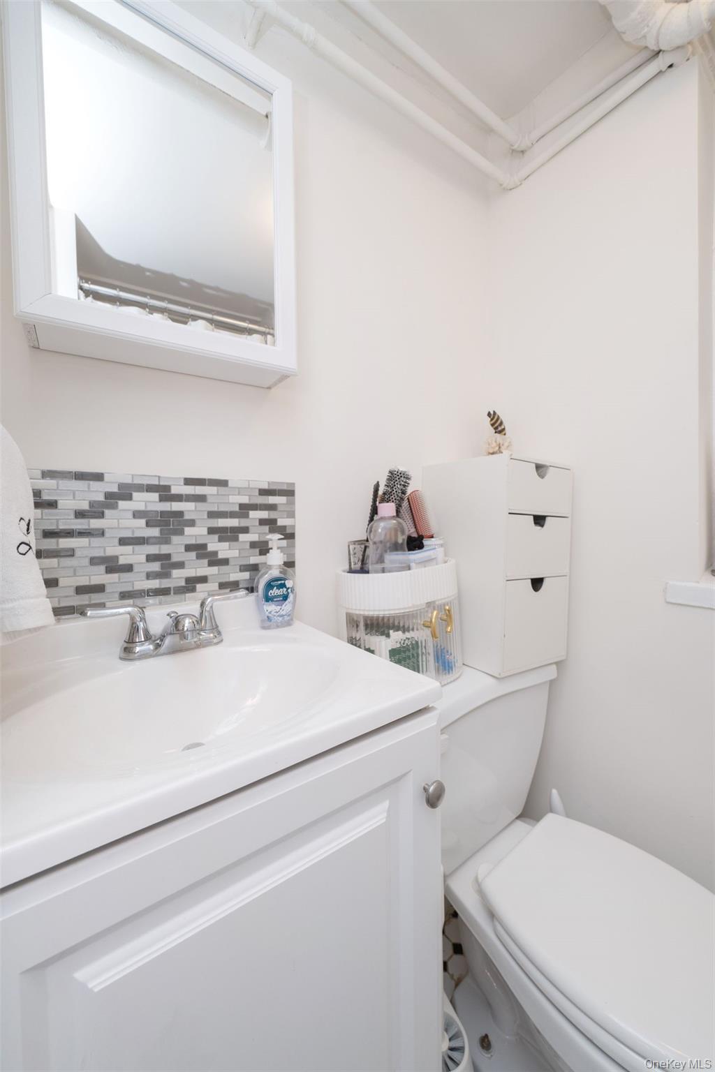 Single Family 88th  Brooklyn, NY 11209, MLS-967617-30