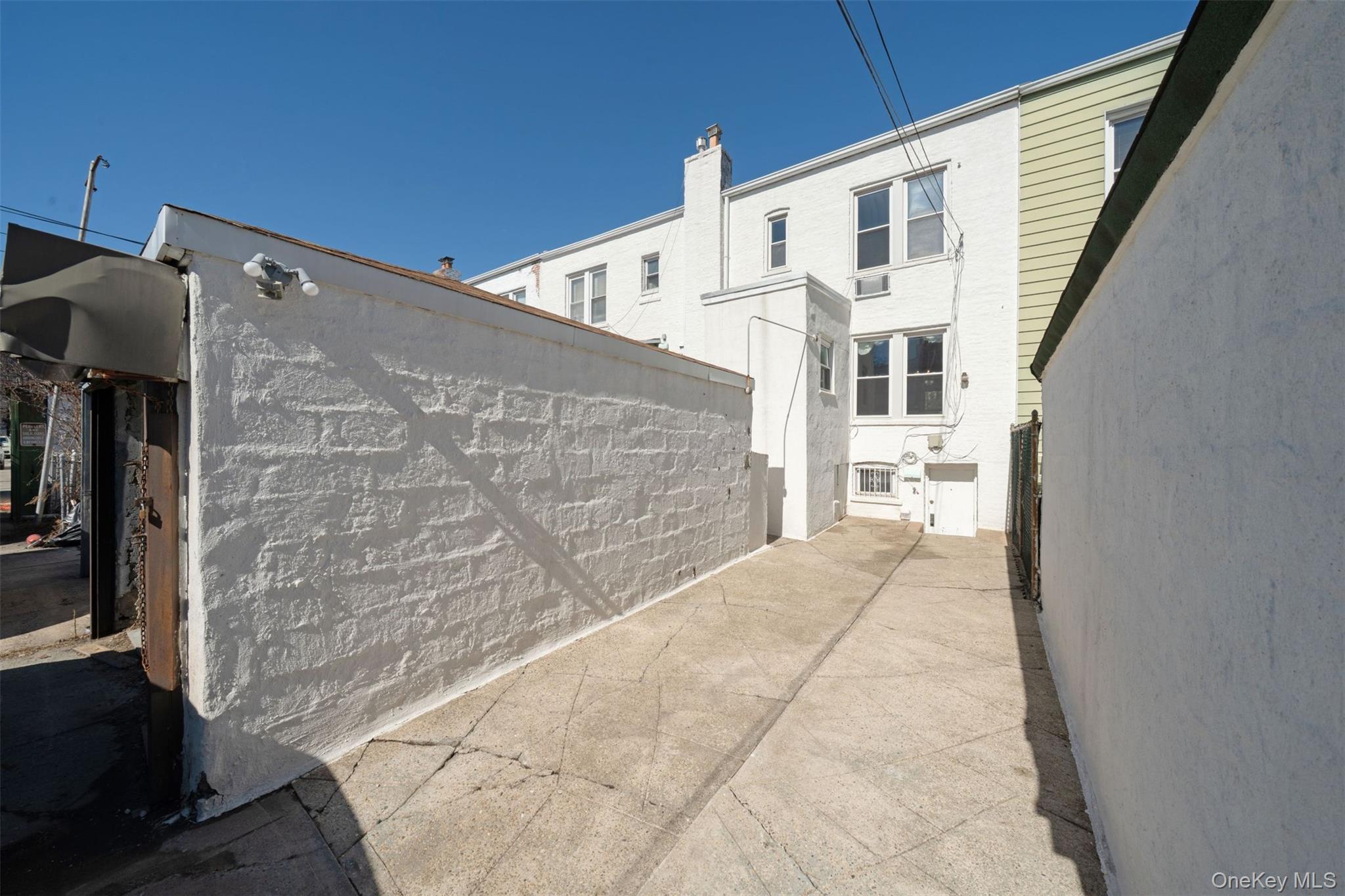 Single Family 88th  Brooklyn, NY 11209, MLS-967617-32