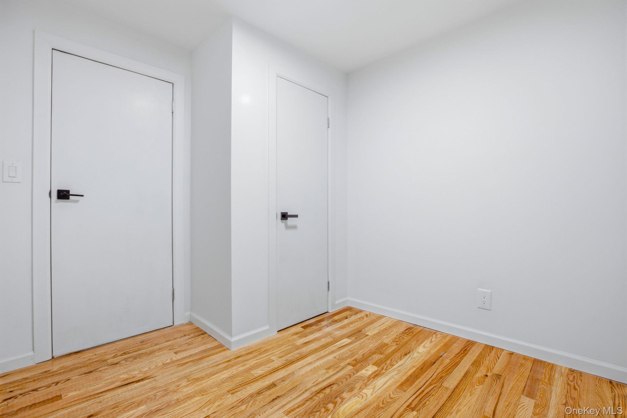 Single Family Wilder  Bronx, NY 10466, MLS-967633-21