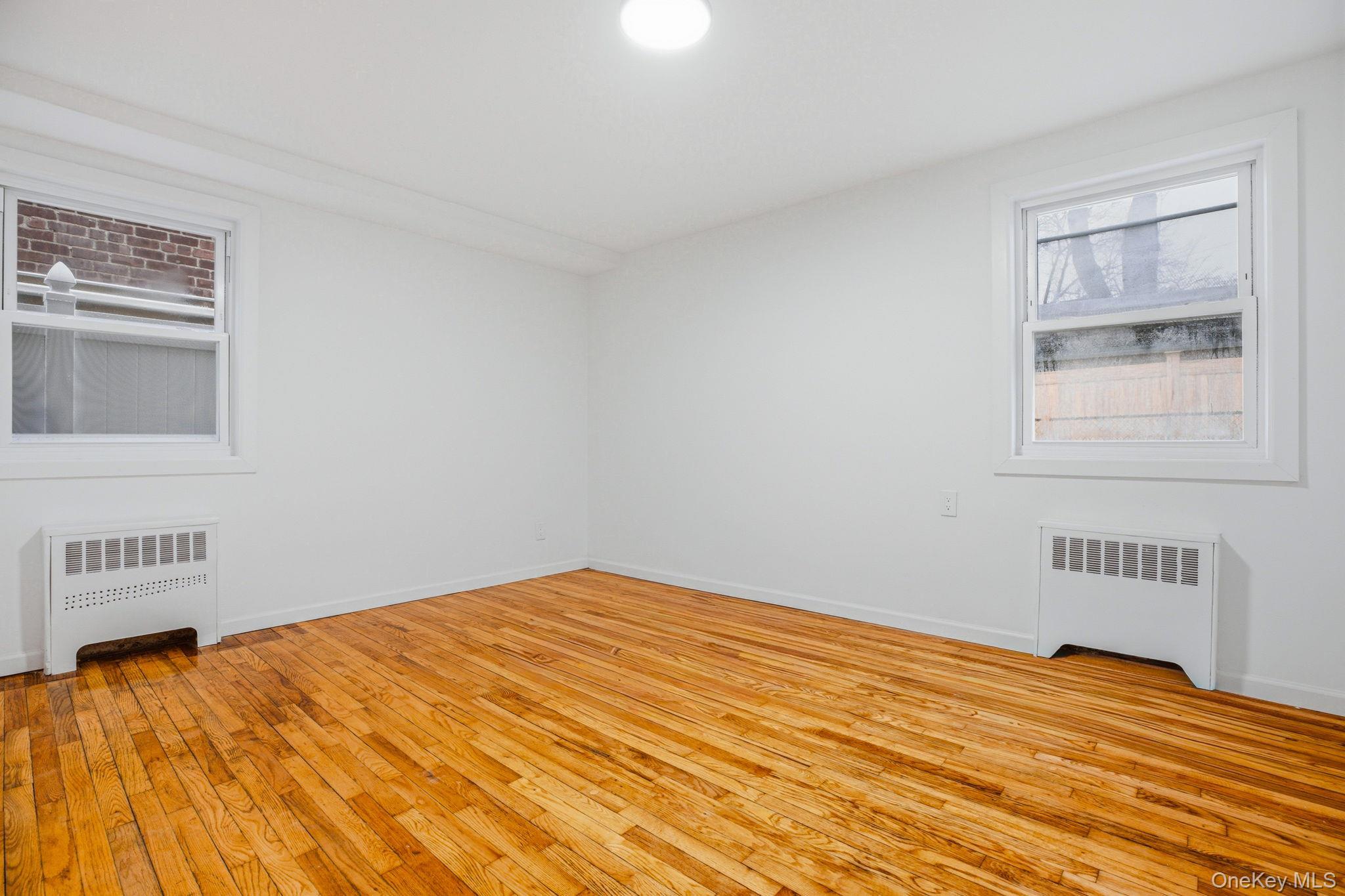 Single Family Wilder  Bronx, NY 10466, MLS-967633-23