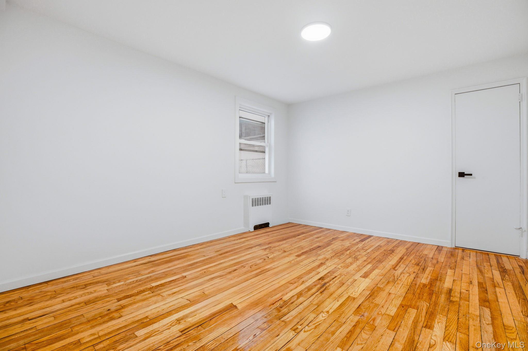 Single Family Wilder  Bronx, NY 10466, MLS-967633-24