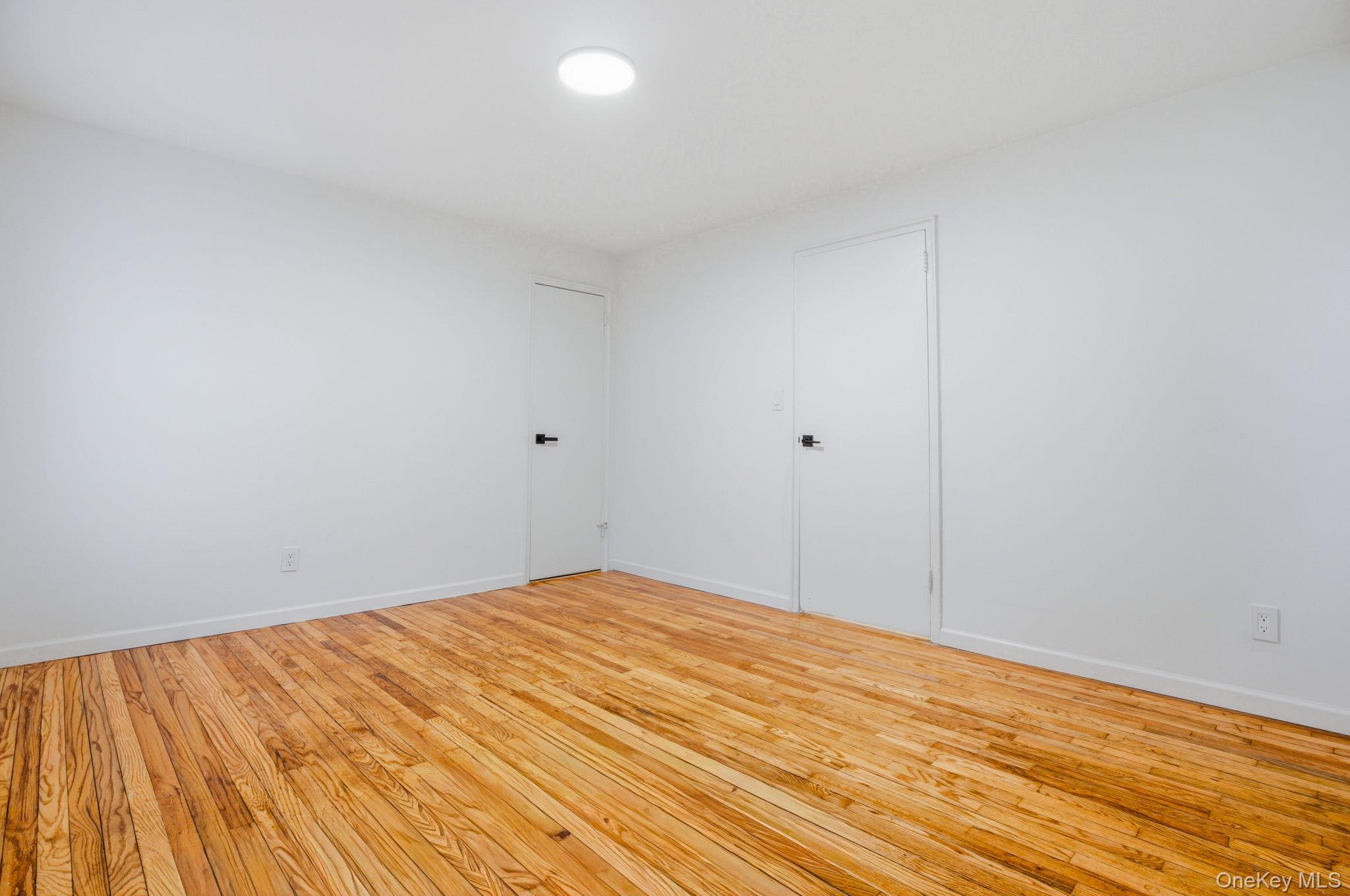 Single Family Wilder  Bronx, NY 10466, MLS-967633-25