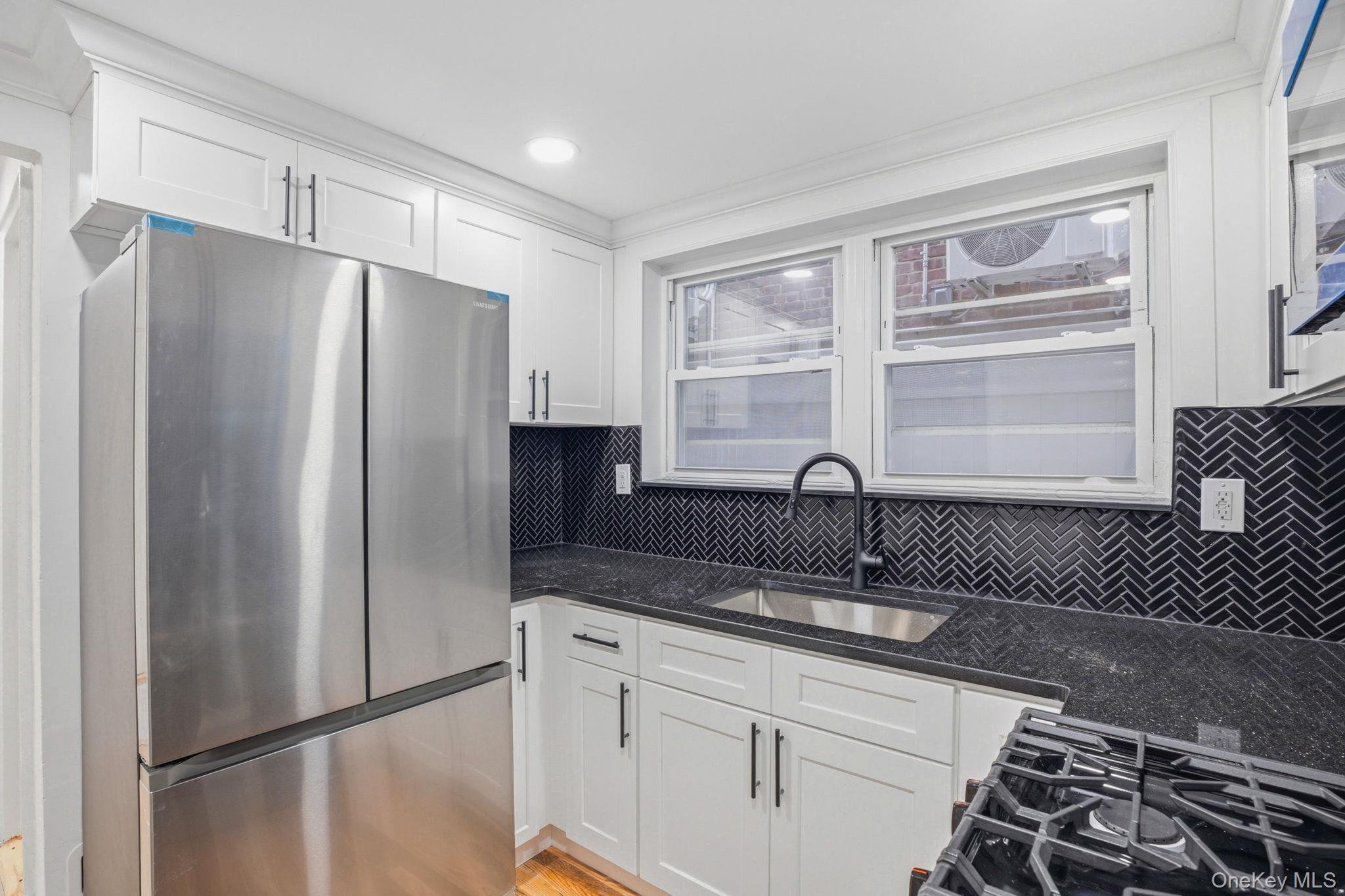 Single Family Wilder  Bronx, NY 10466, MLS-967633-29