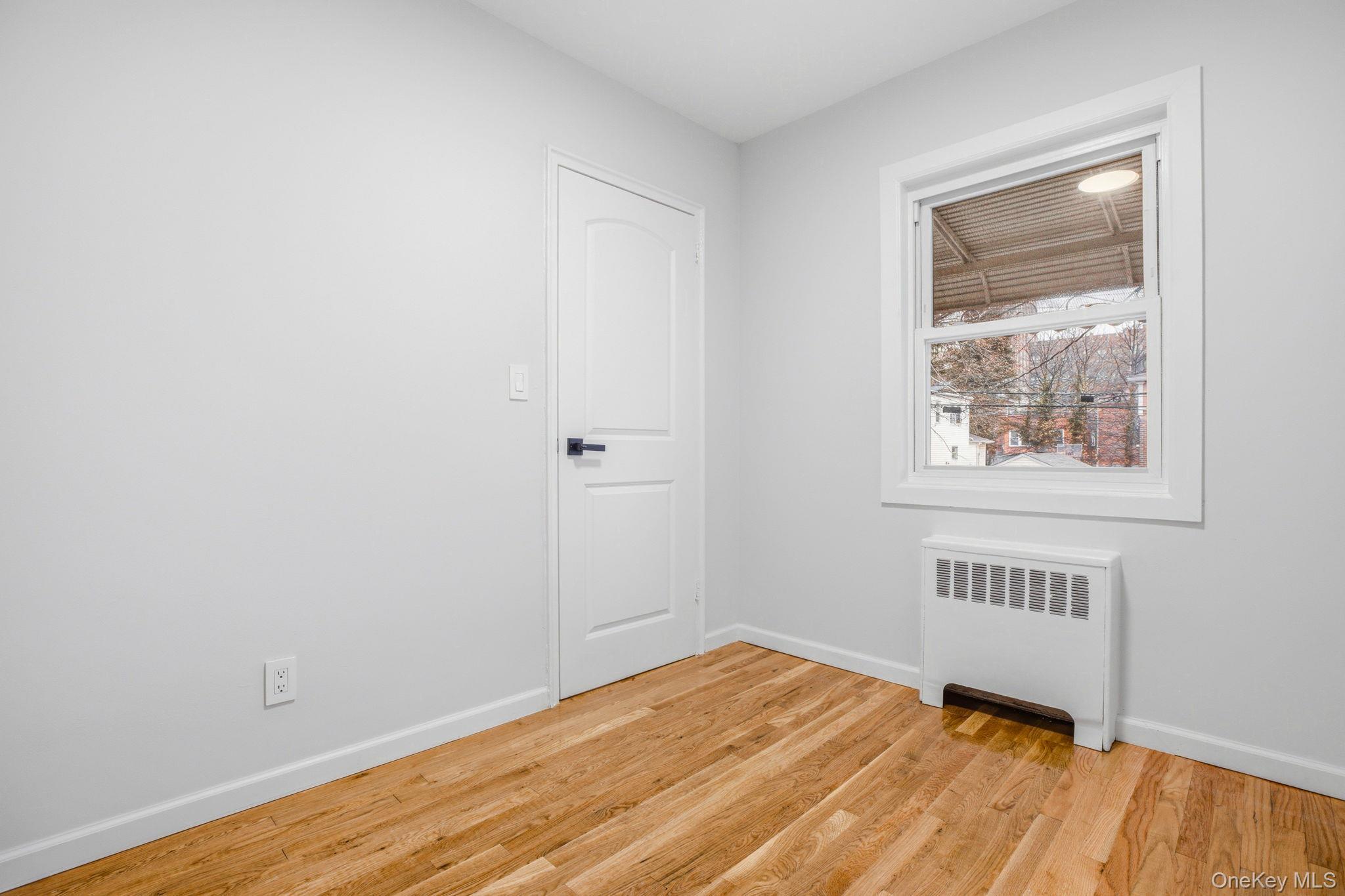 Single Family Wilder  Bronx, NY 10466, MLS-967633-3