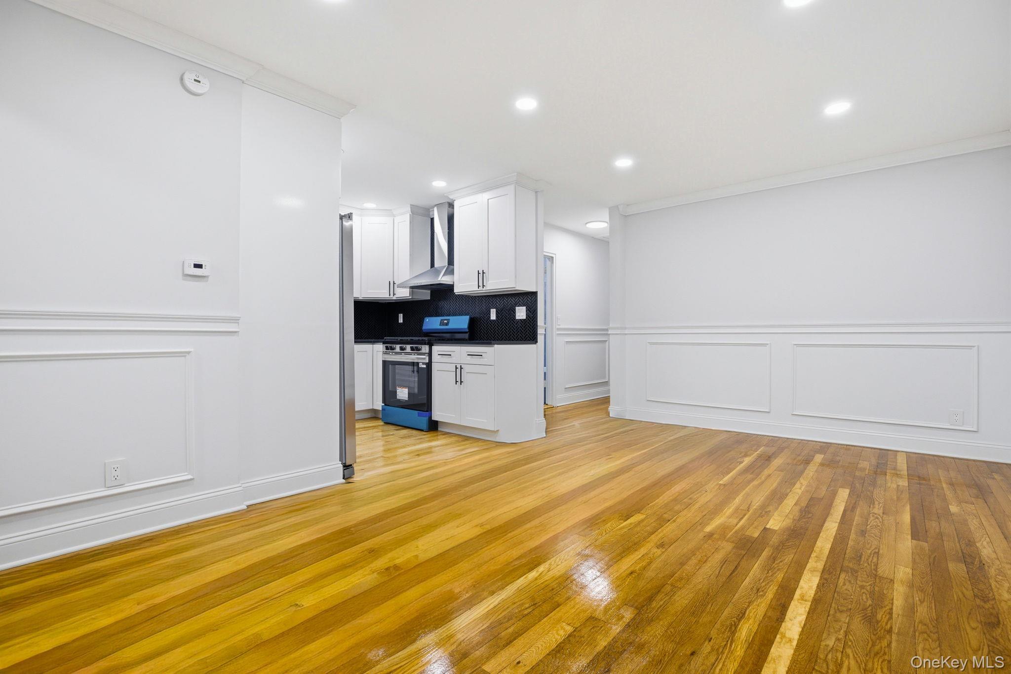 Single Family Wilder  Bronx, NY 10466, MLS-967633-5