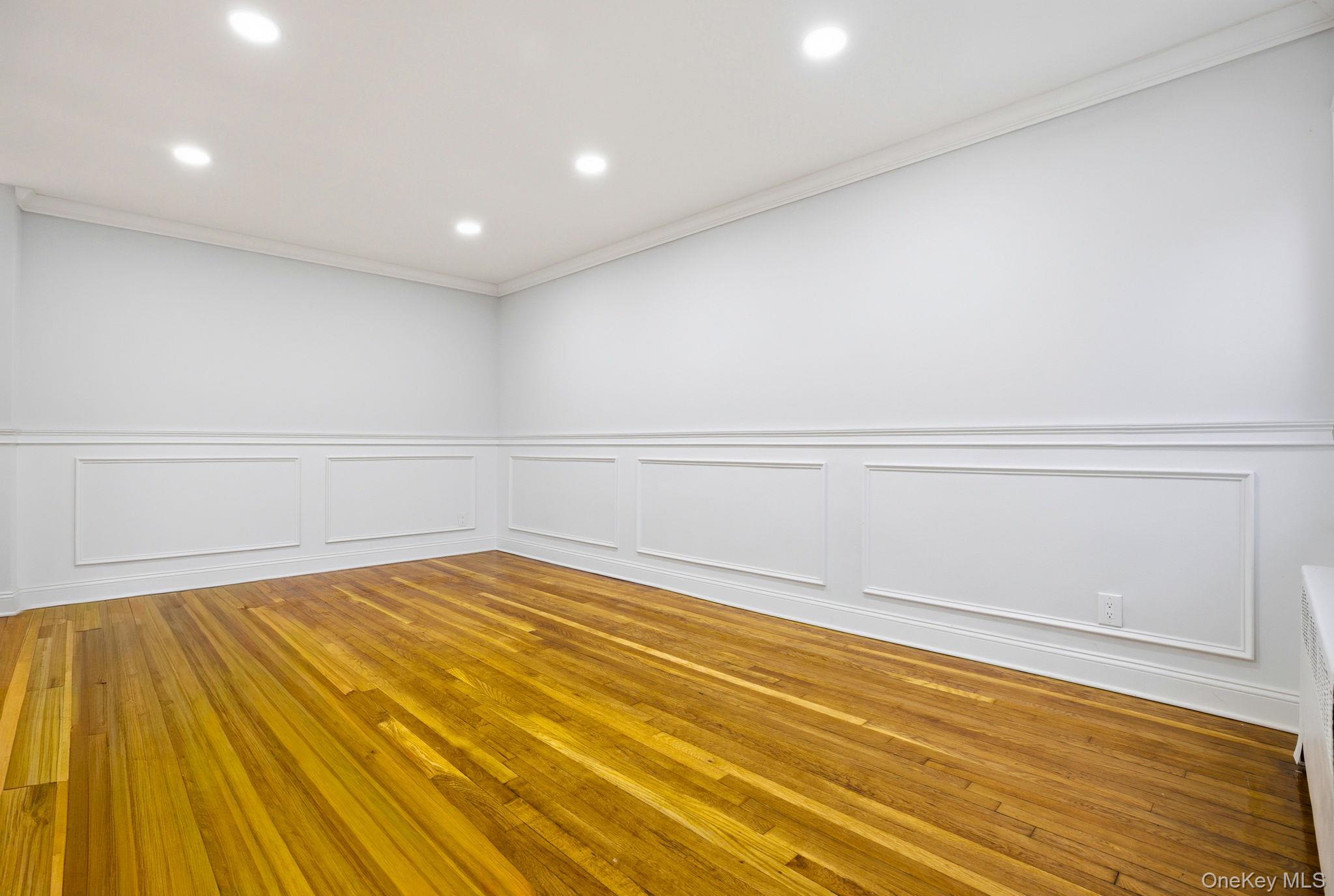 Single Family Wilder  Bronx, NY 10466, MLS-967633-7