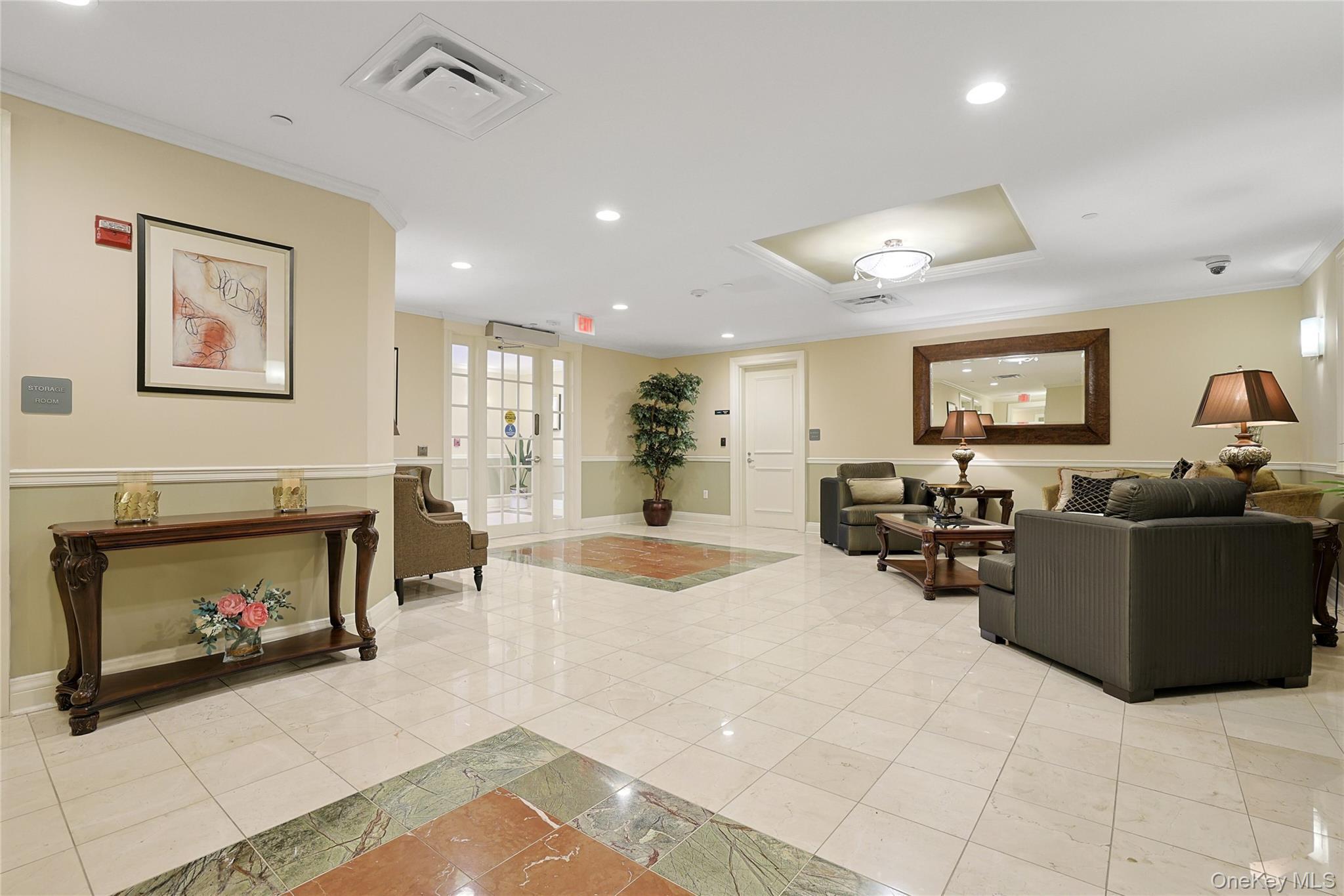 Condo Trump  Westchester County, NY 10588, MLS-967640-25