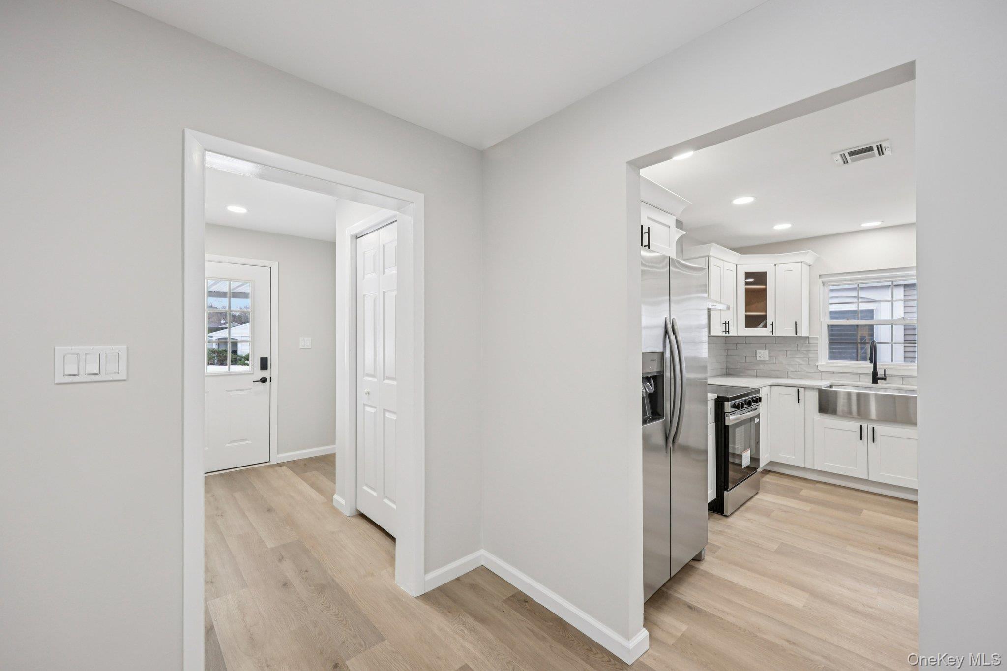 Condo Laurance Suffolk County, NY 11961, MLS-967646-10