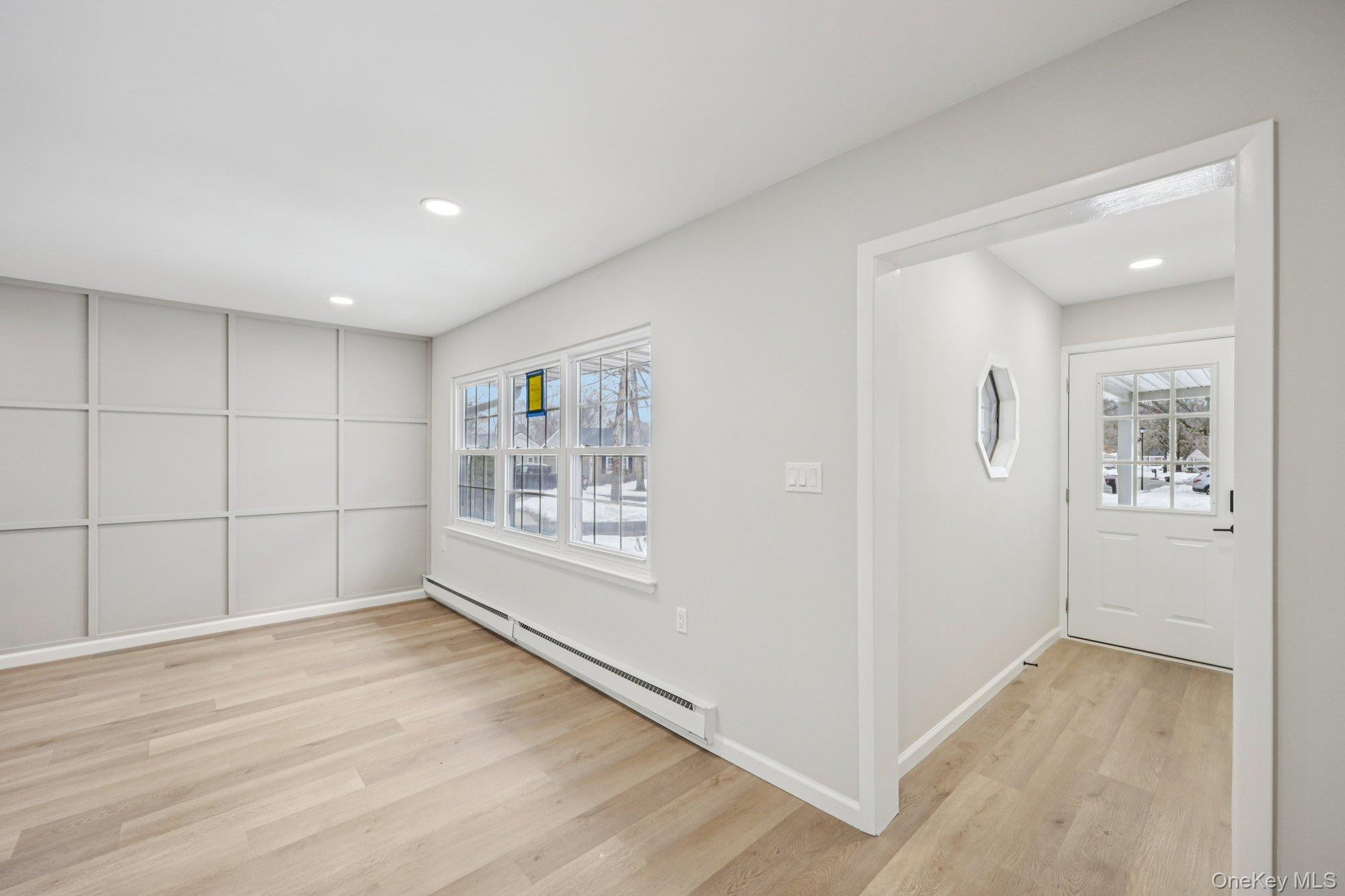 Condo Laurance Suffolk County, NY 11961, MLS-967646-18