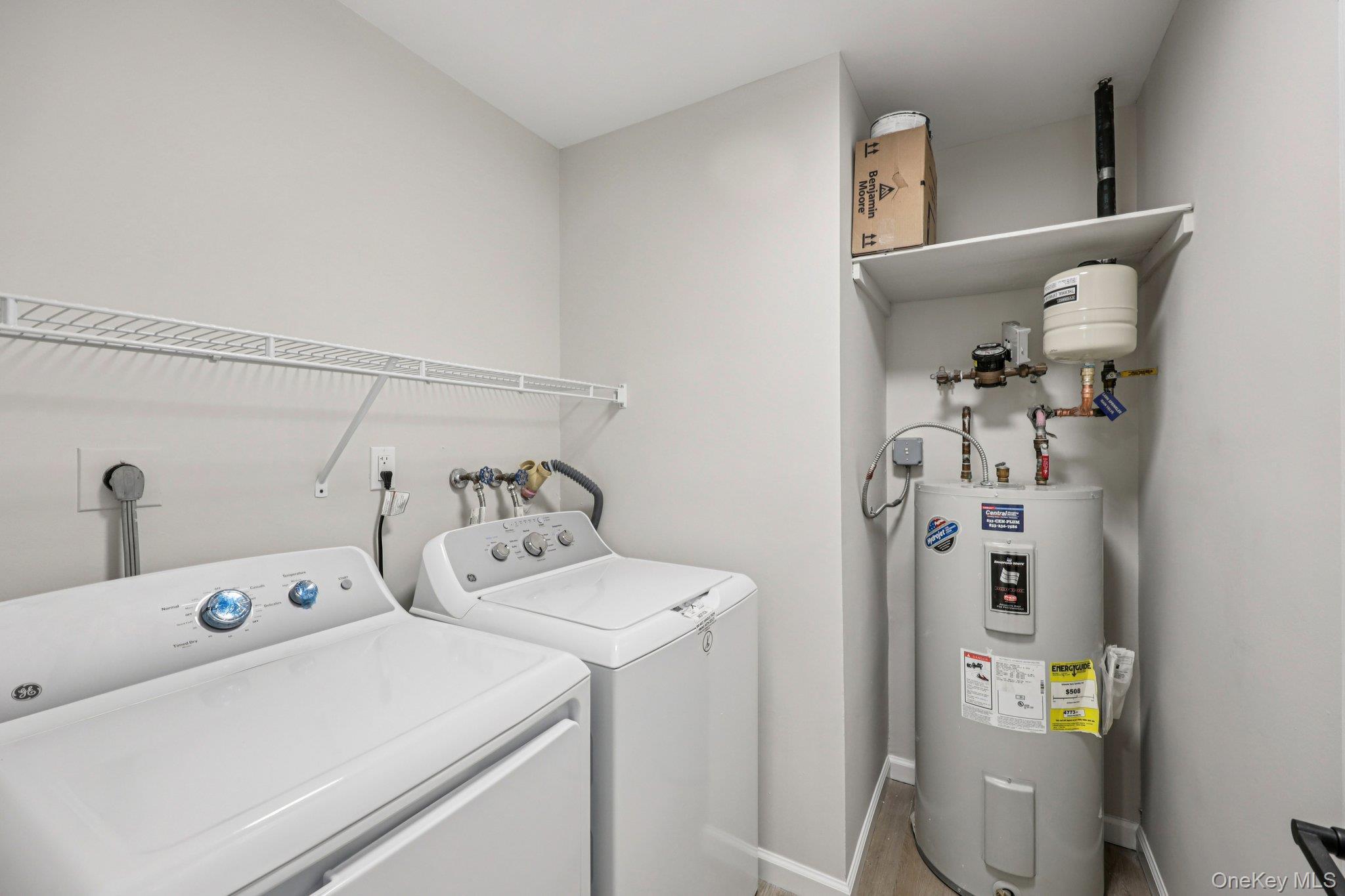 Condo Laurance Suffolk County, NY 11961, MLS-967646-26