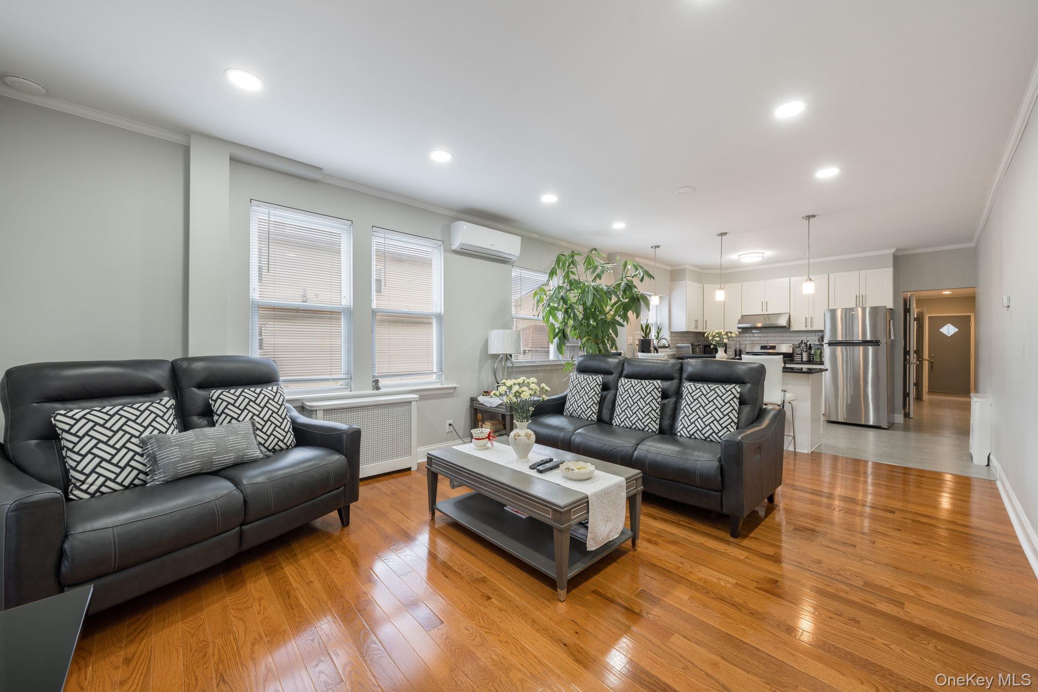 Single Family 147th Queens, NY 11413, MLS-967658-12