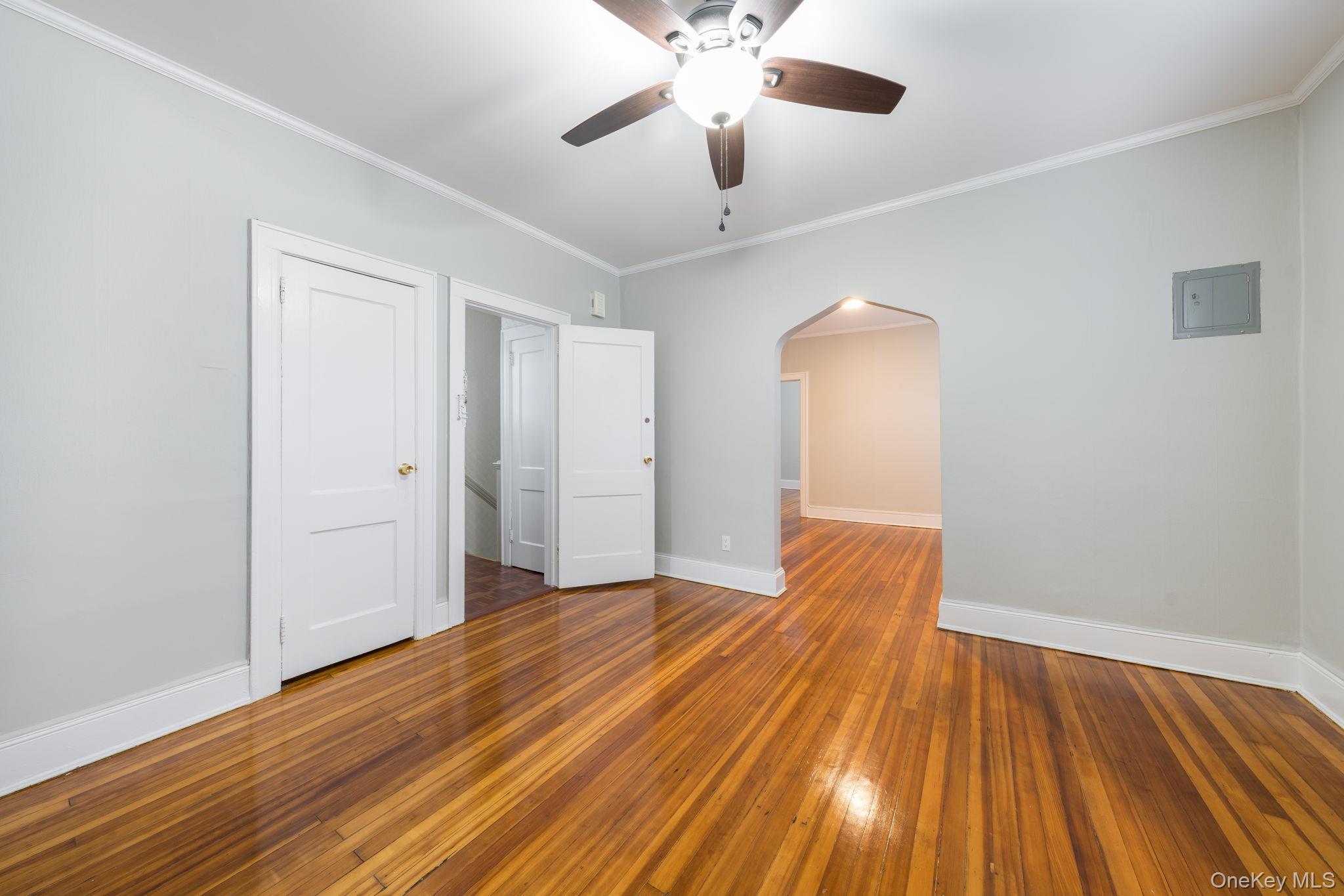 Single Family 147th Queens, NY 11413, MLS-967658-20