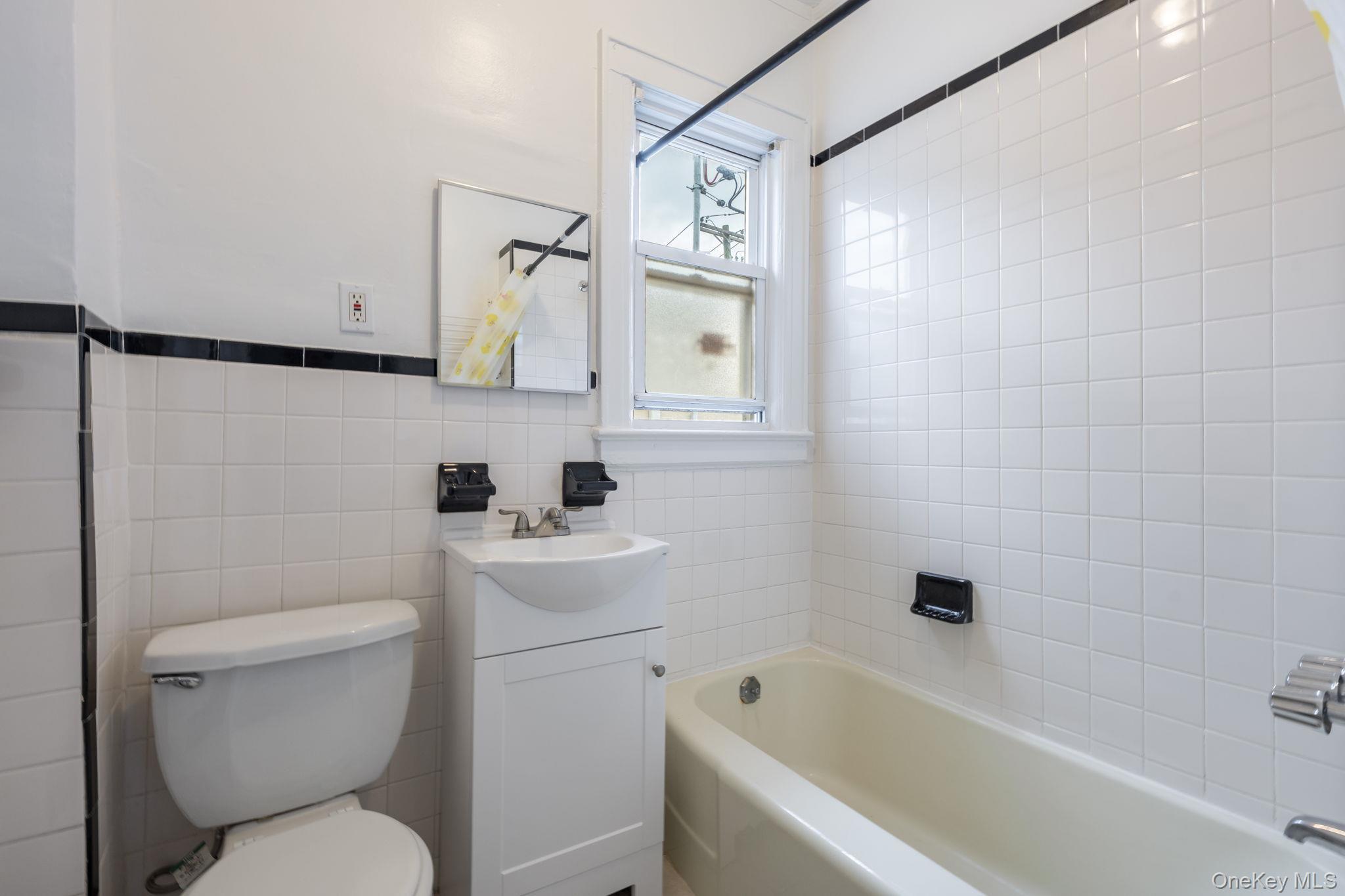 Single Family 147th Queens, NY 11413, MLS-967658-30