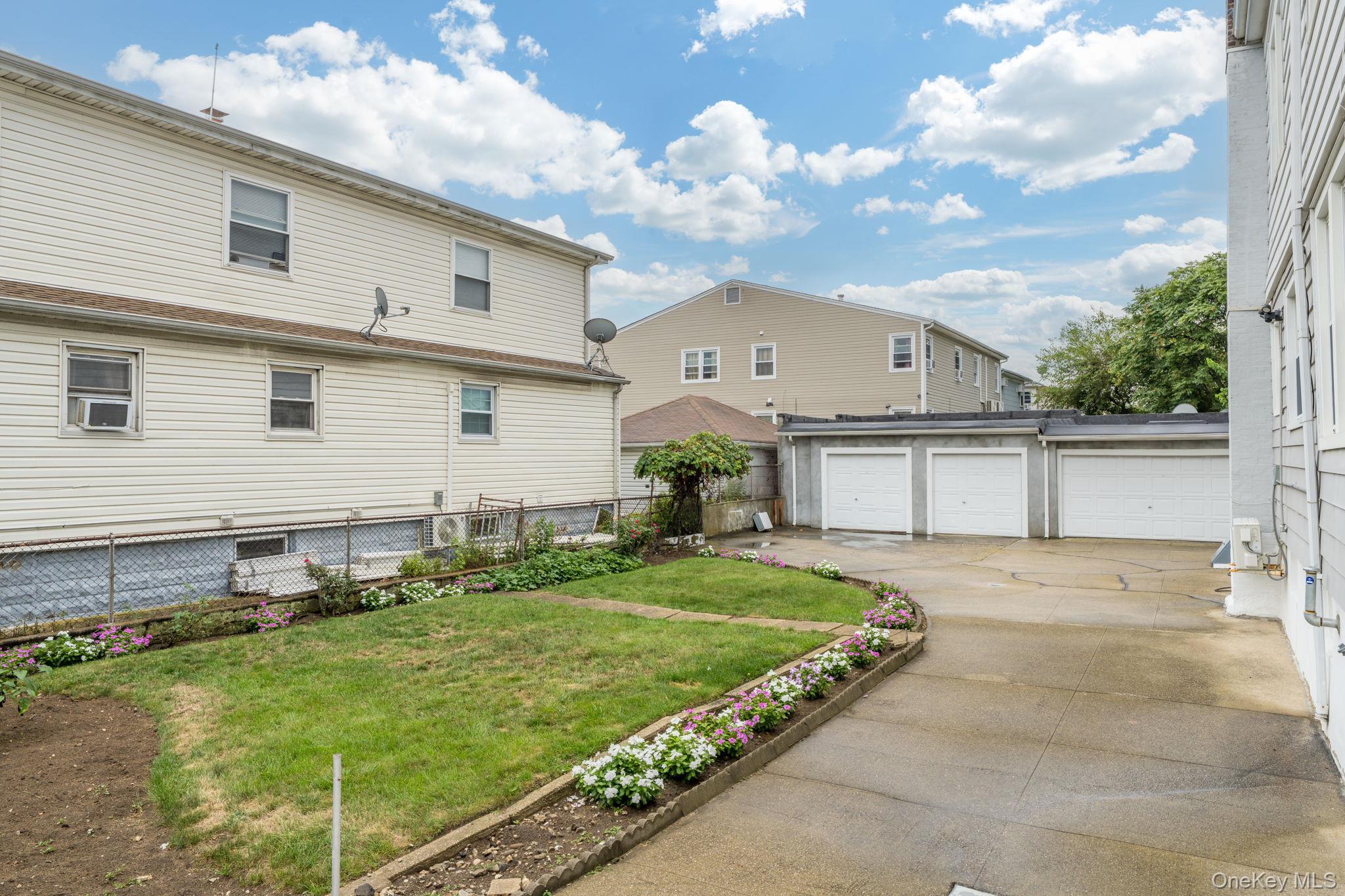 Single Family 147th Queens, NY 11413, MLS-967658-41