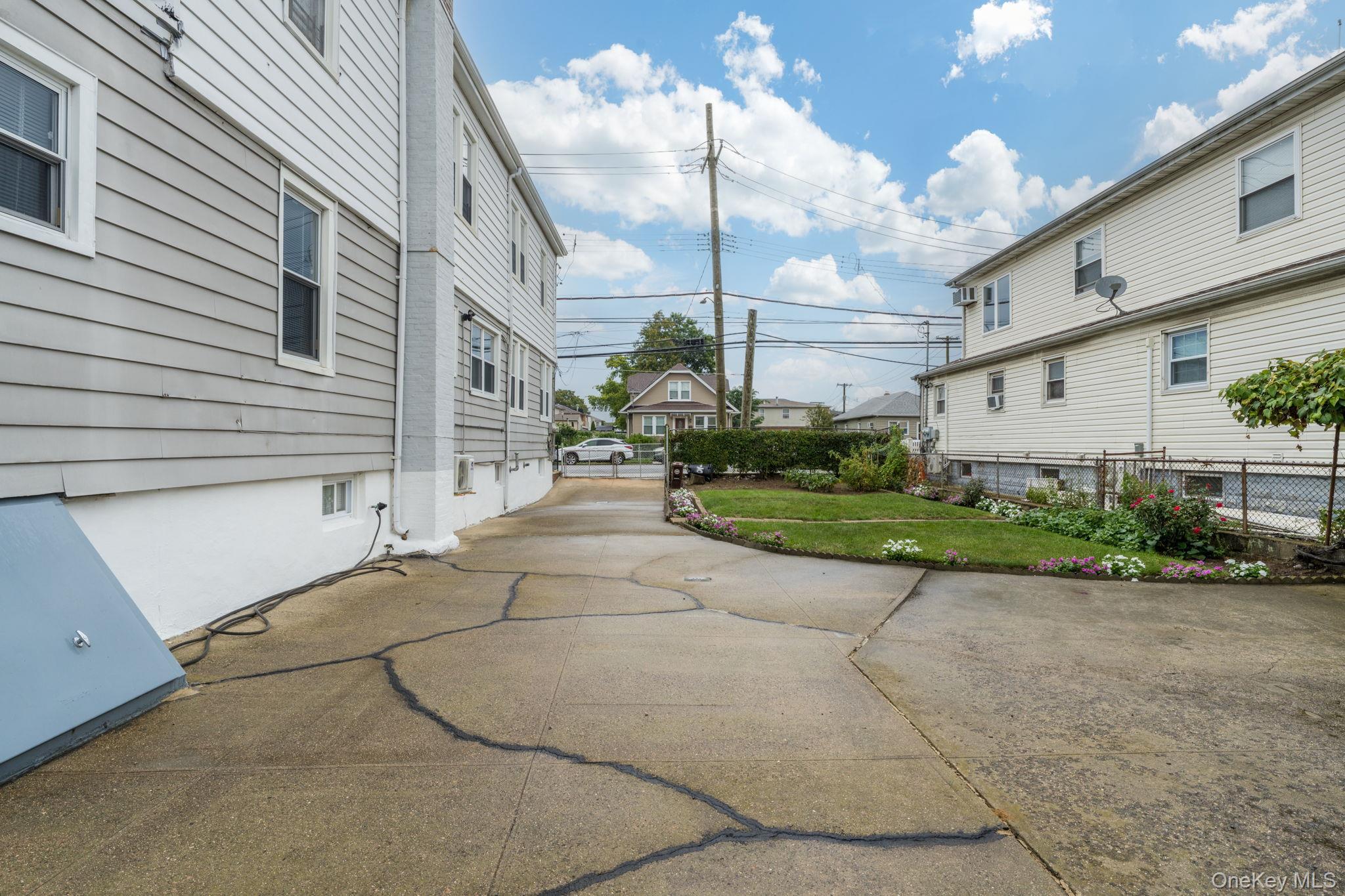 Single Family 147th Queens, NY 11413, MLS-967658-43