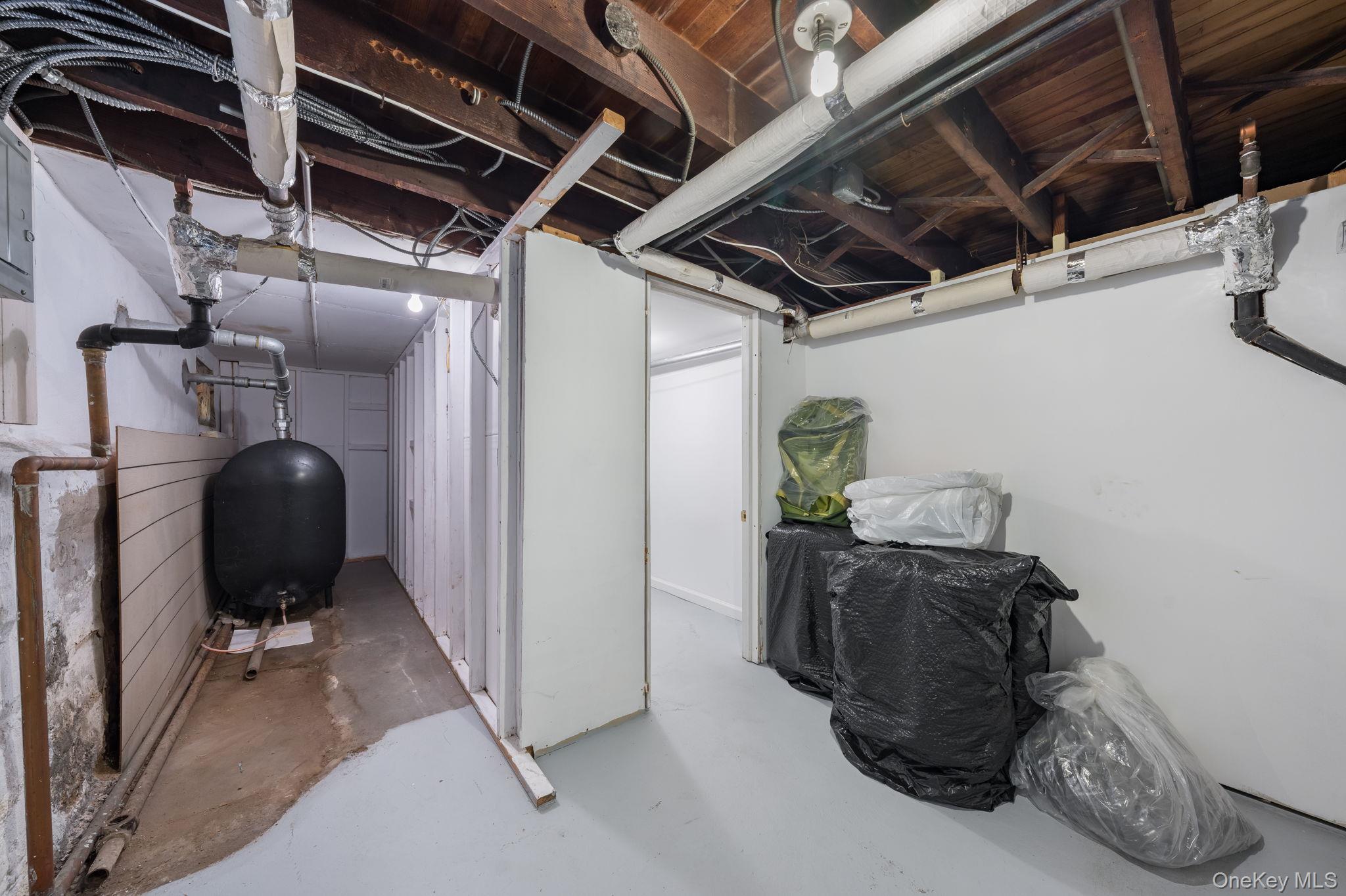 Single Family 147th Queens, NY 11413, MLS-967658-48