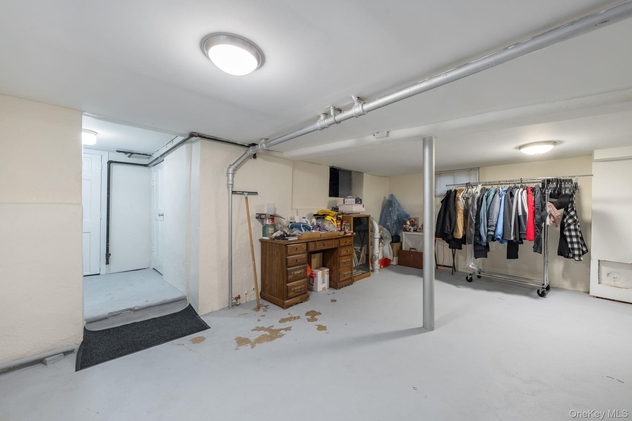 Single Family 147th  Queens, NY 11413, MLS-967658-50