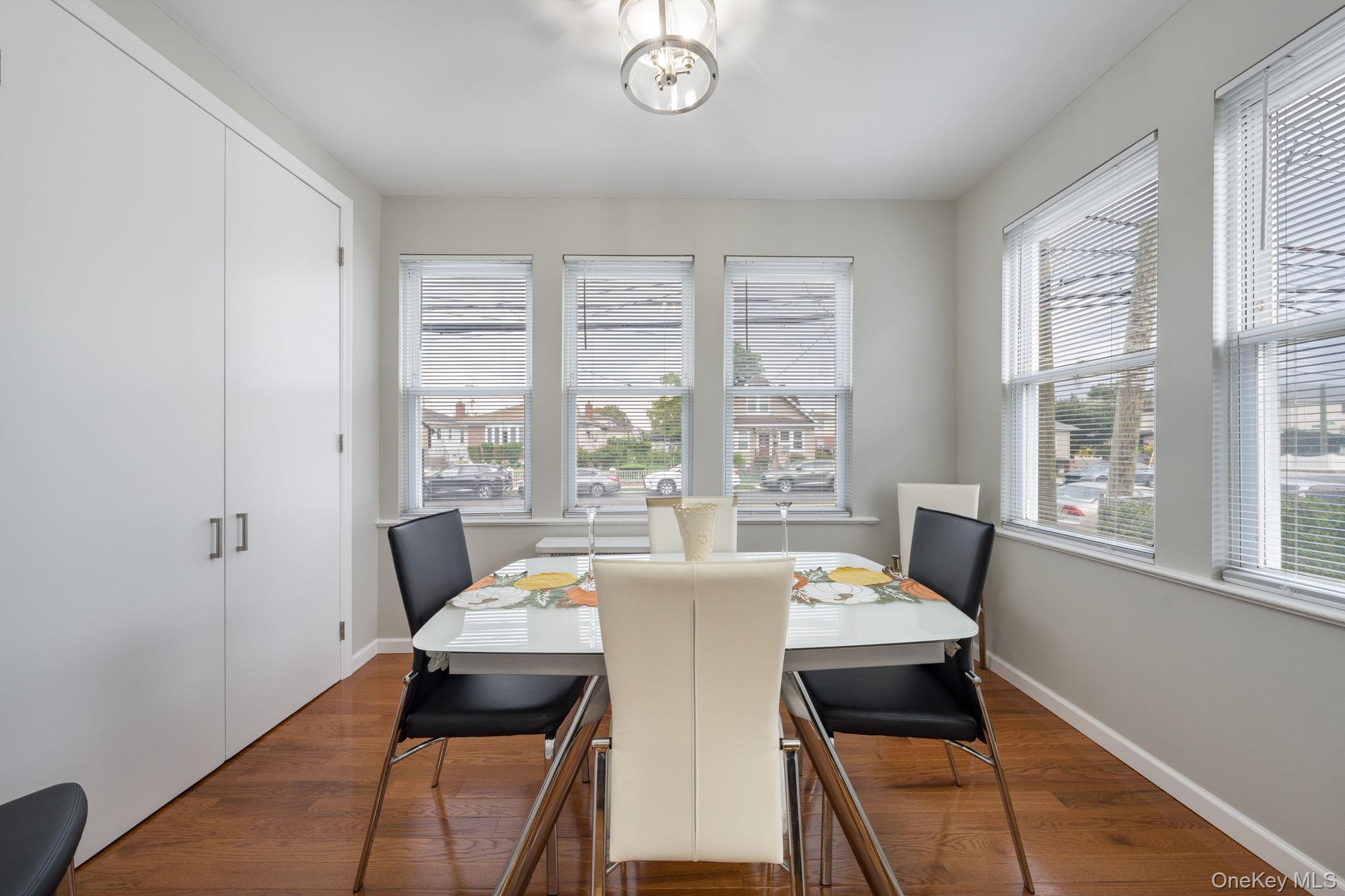 Single Family 147th Queens, NY 11413, MLS-967658-9