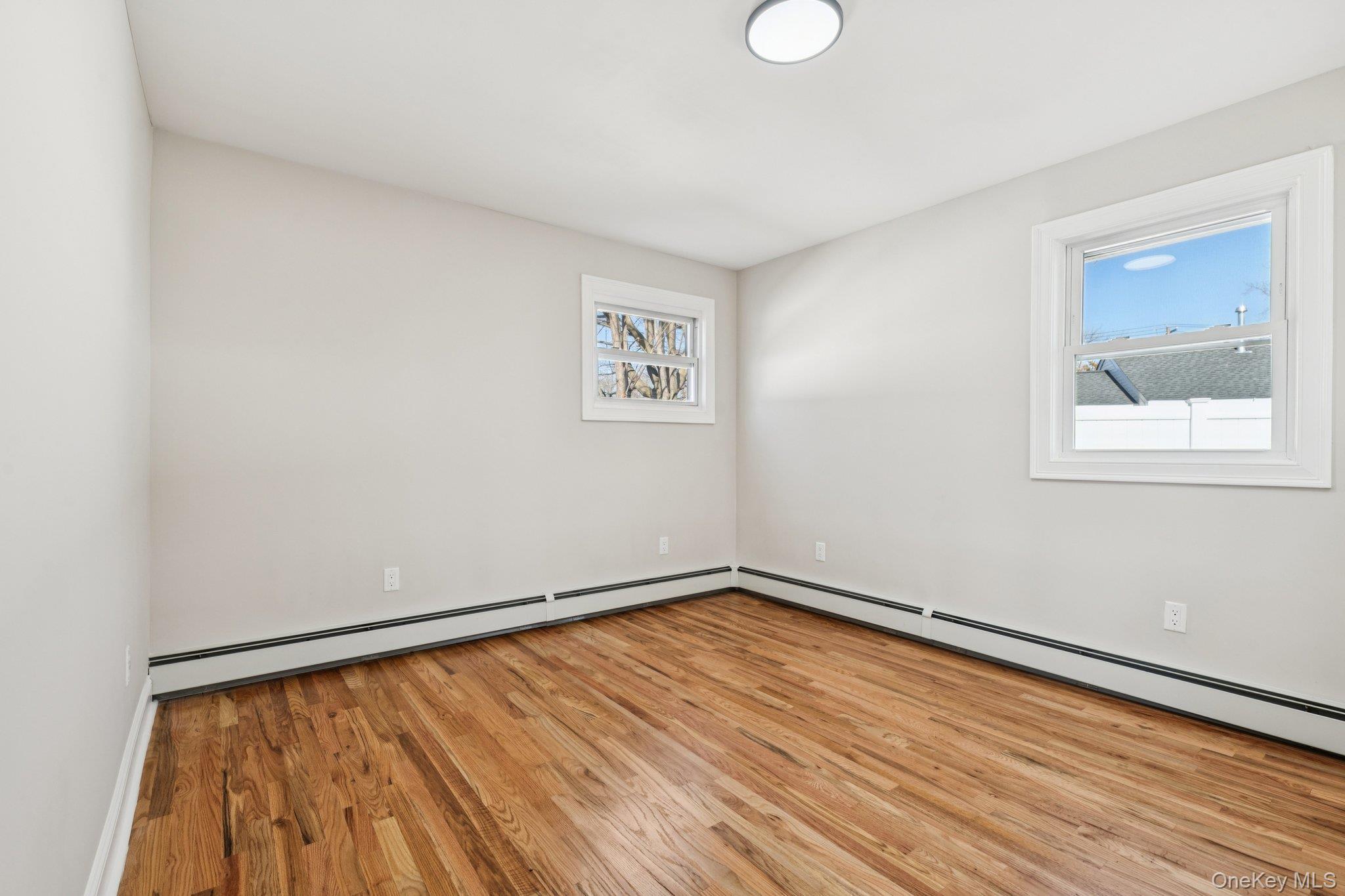 Single Family Somerset  Suffolk County, NY 11701, MLS-967695-21