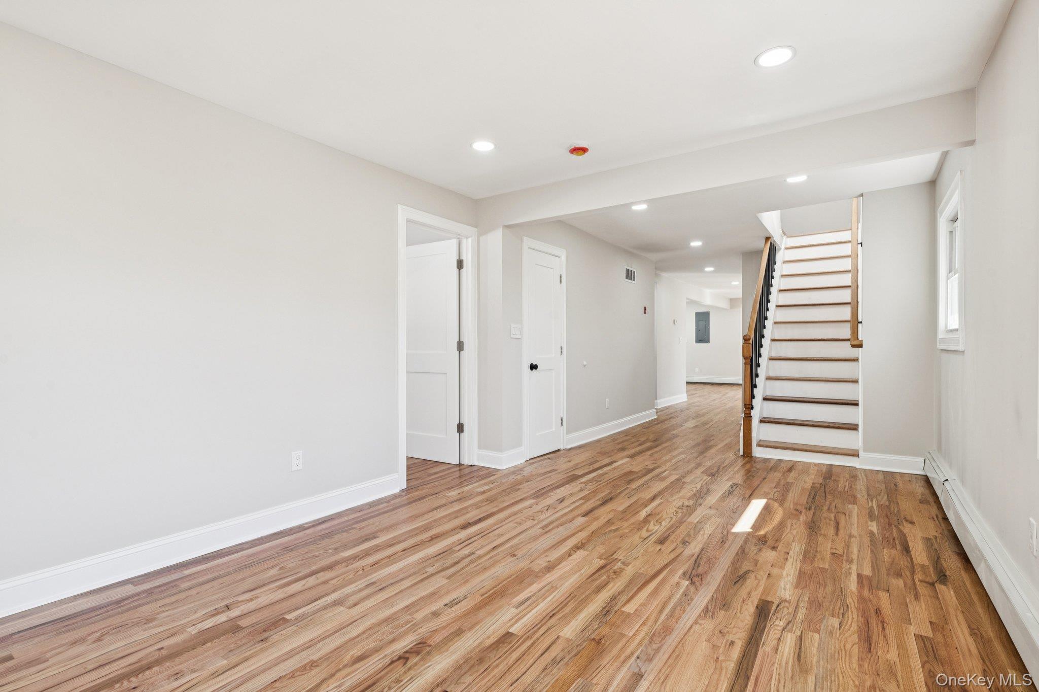 Single Family Somerset  Suffolk County, NY 11701, MLS-967695-6