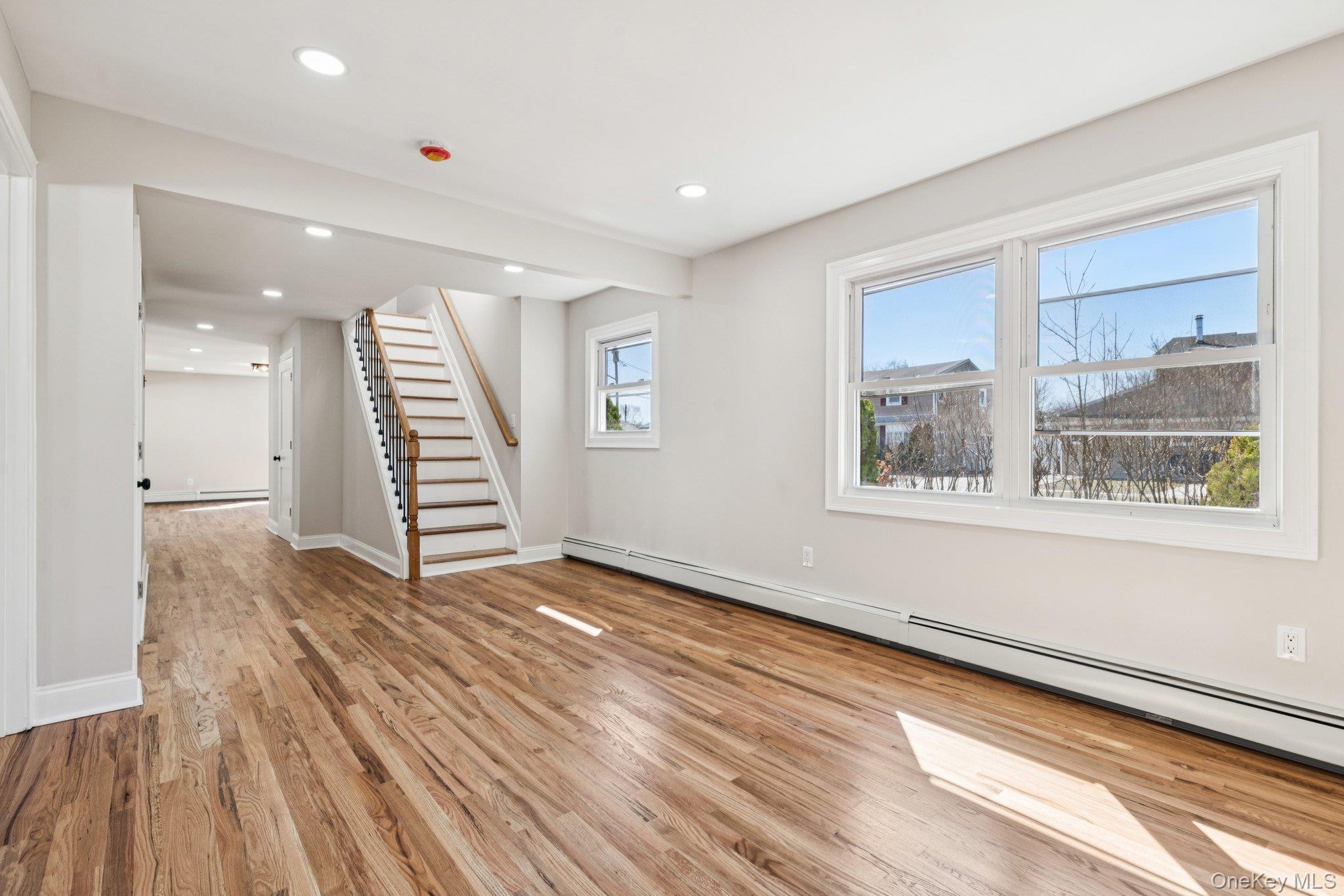 Single Family Somerset  Suffolk County, NY 11701, MLS-967695-7