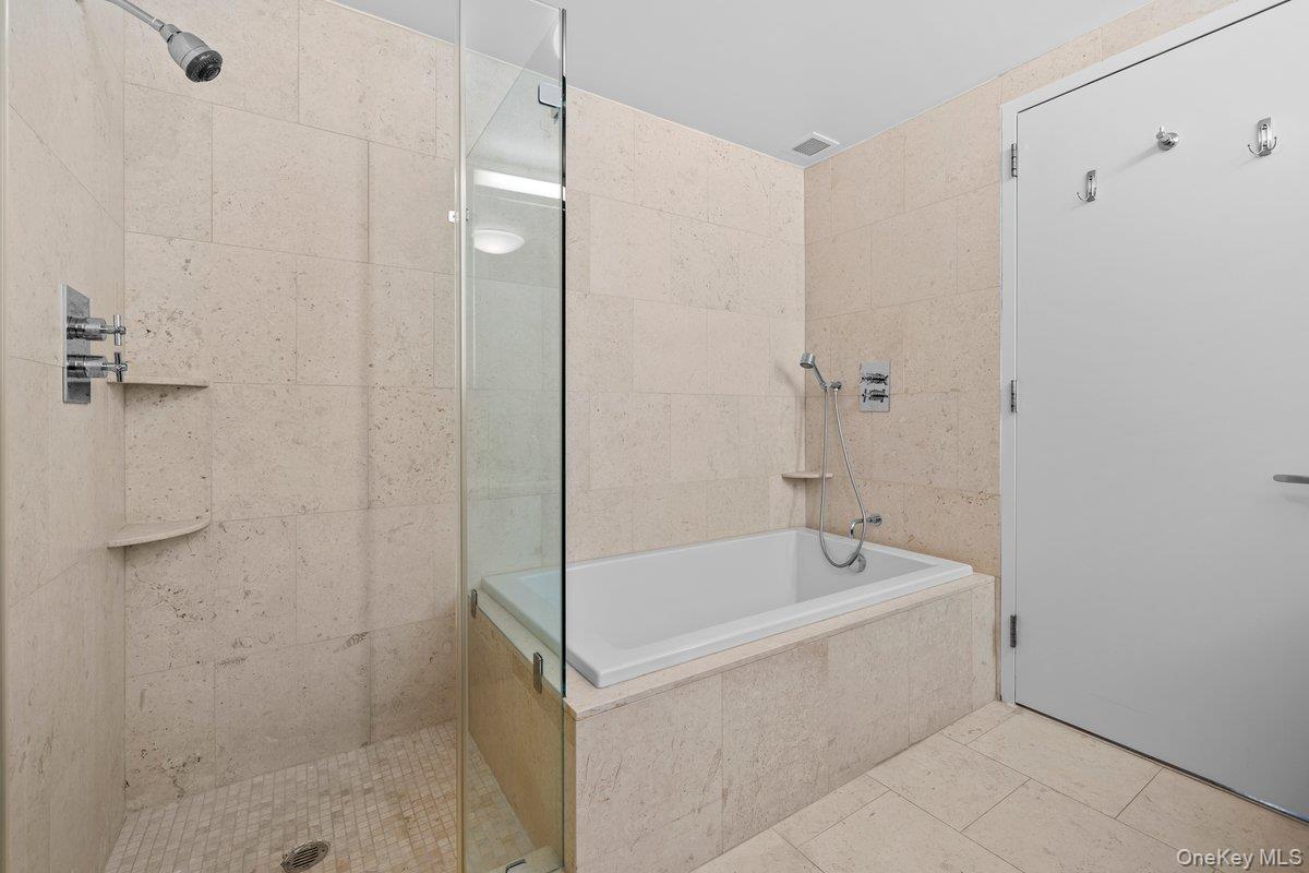 Condo 237th  Bronx, NY 10463, MLS-967709-13