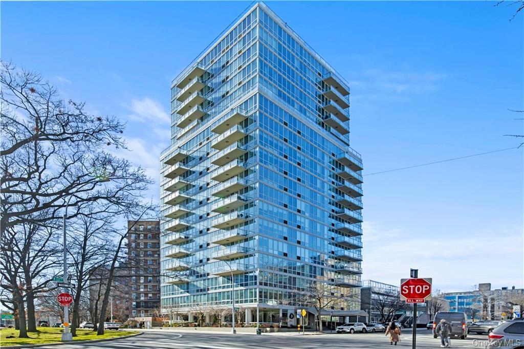 Condo 237th  Bronx, NY 10463, MLS-967709-23