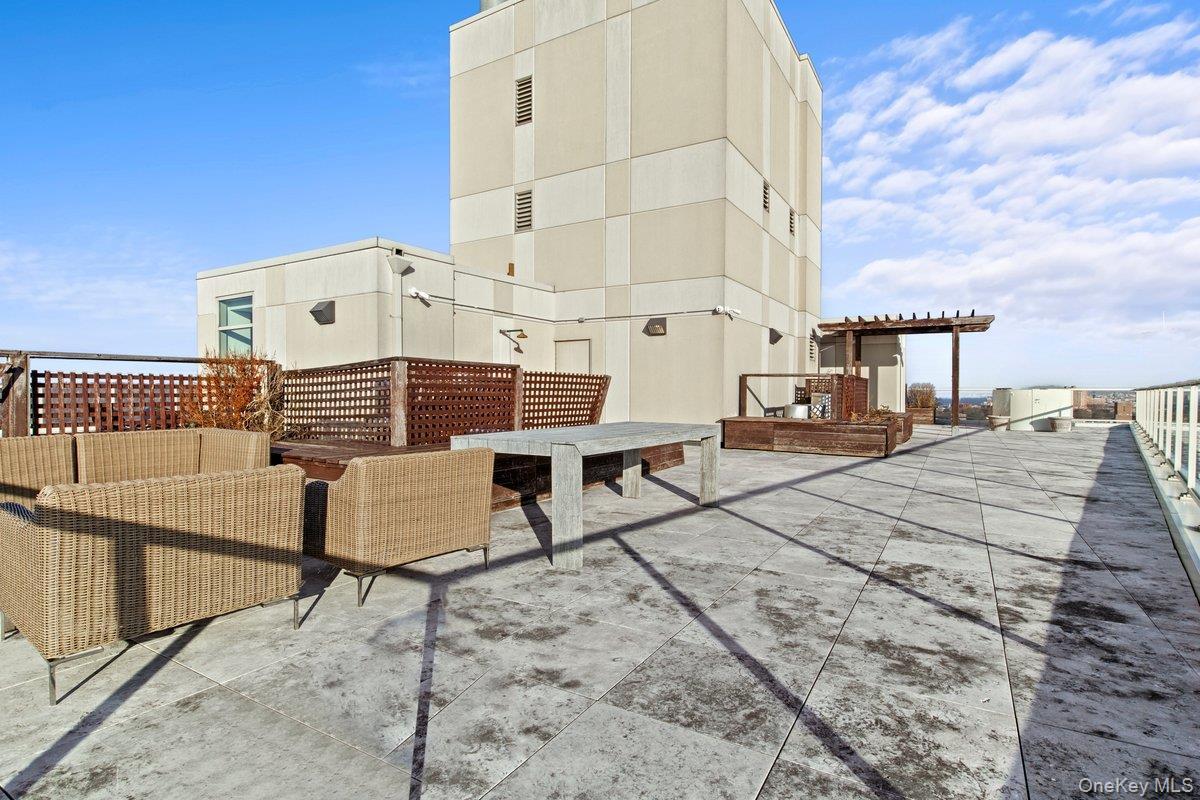 Condo 237th  Bronx, NY 10463, MLS-967709-25