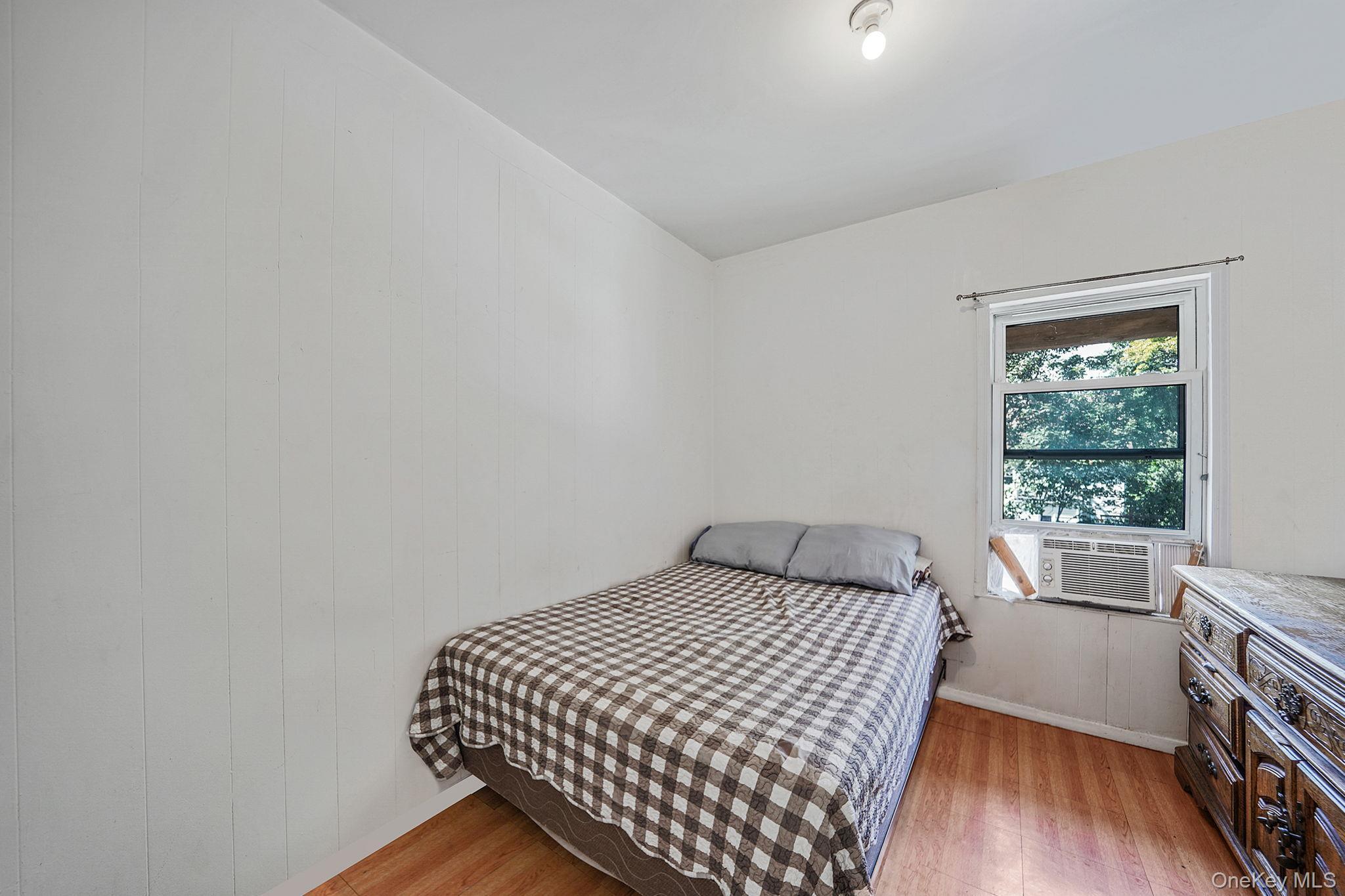 Single Family 110th  Queens, NY 11418, MLS-967731-17