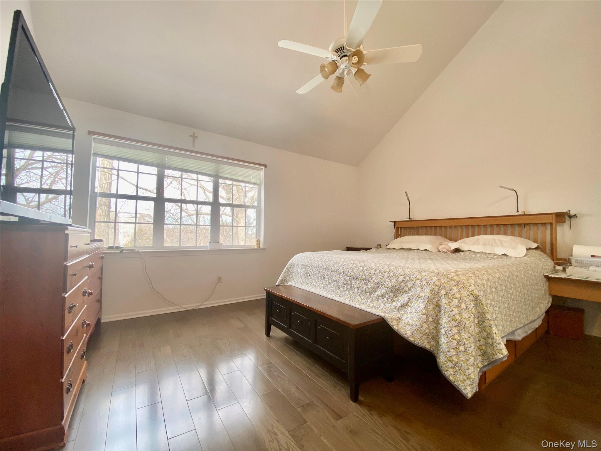 Single Family Roundtop Road  Westchester County, NY 10710, MLS-967734-11