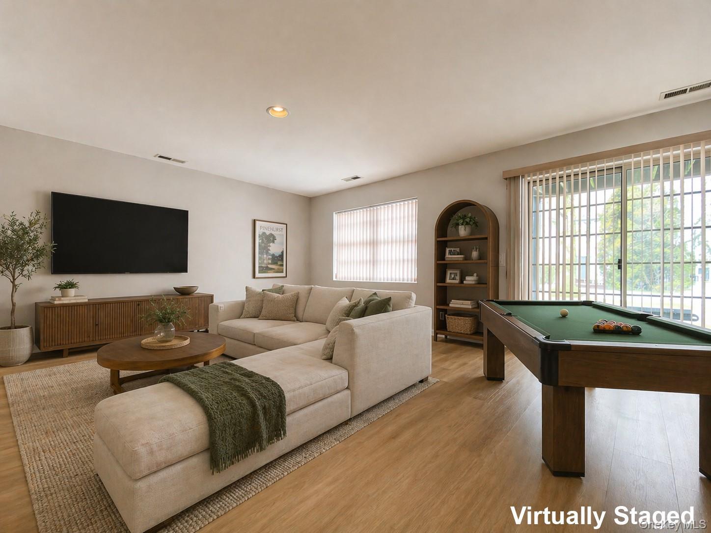 Single Family Roundtop Road  Westchester County, NY 10710, MLS-967734-18