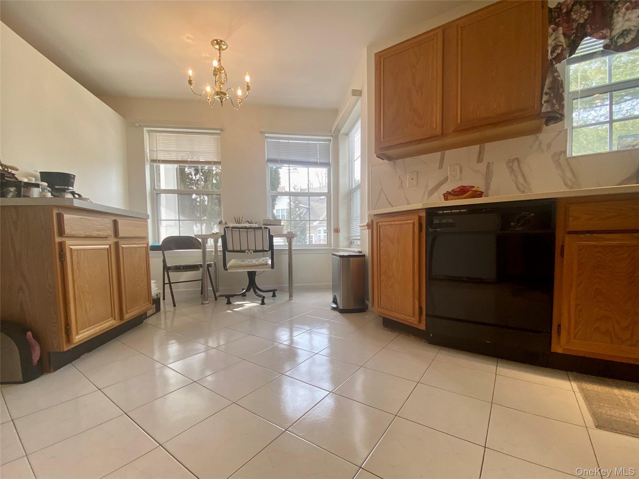 Single Family Roundtop Road  Westchester County, NY 10710, MLS-967734-8