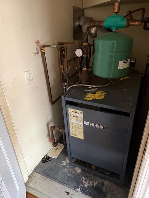 Single Family Beach 27th  Queens, NY 11691, MLS-967767-12